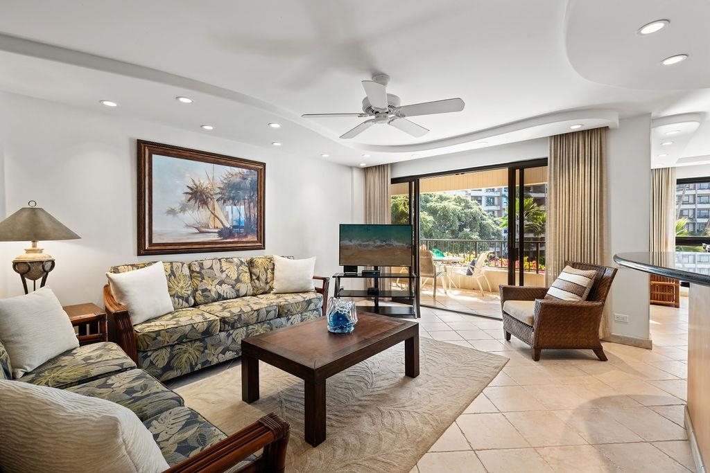 50 Nohea Kai Dr Unit: 1-304