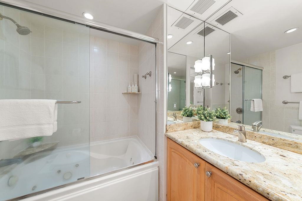 50 Nohea Kai Dr Unit: 1-304