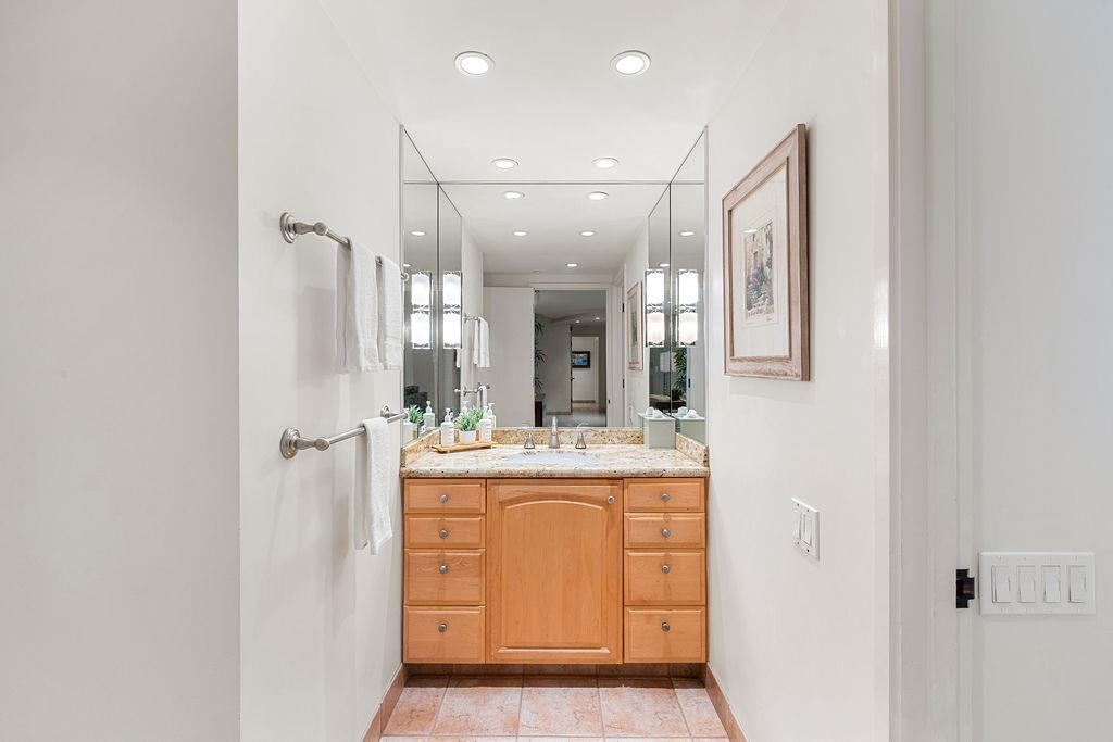 50 Nohea Kai Dr Unit: 1-304