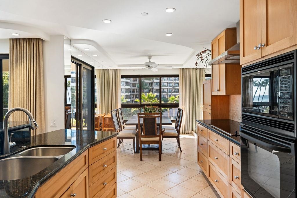 50 Nohea Kai Dr Unit: 1-304