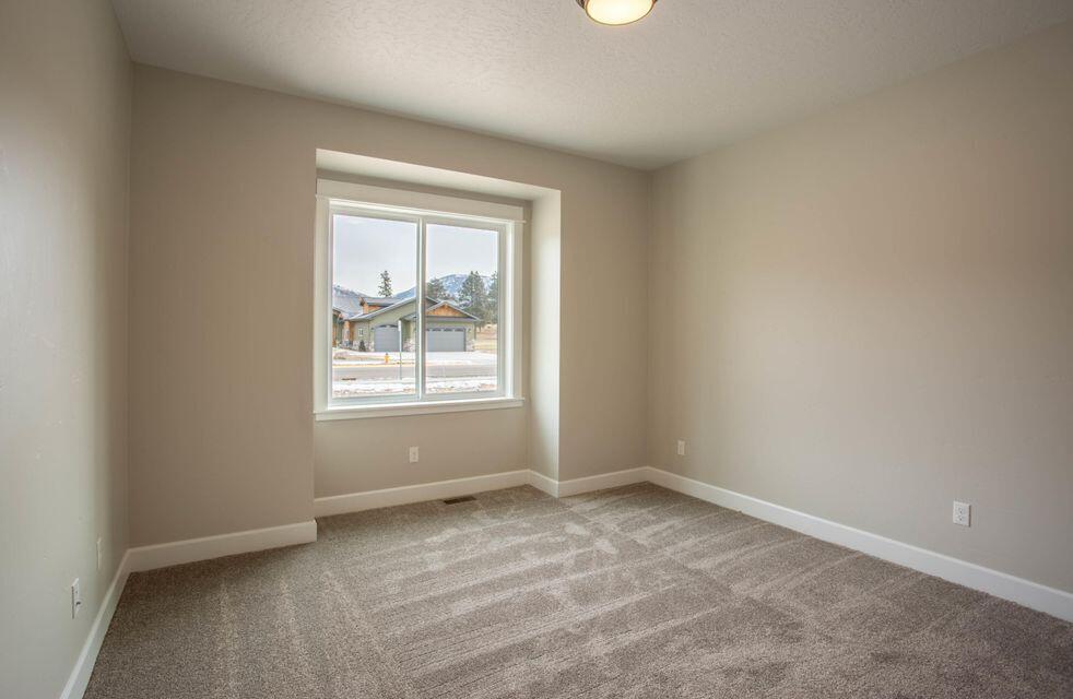 985 Anglers Bend Way