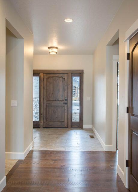 985 Anglers Bend Way