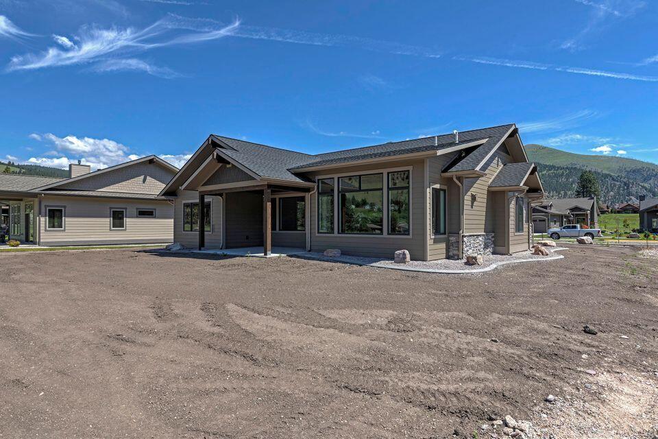 985 Anglers Bend Way