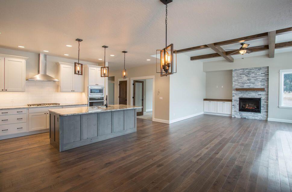 985 Anglers Bend Way