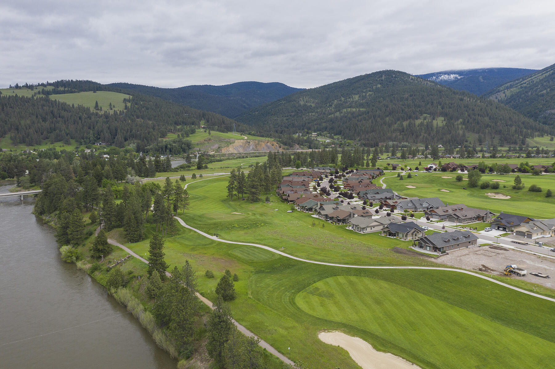 985 Anglers Bend Way