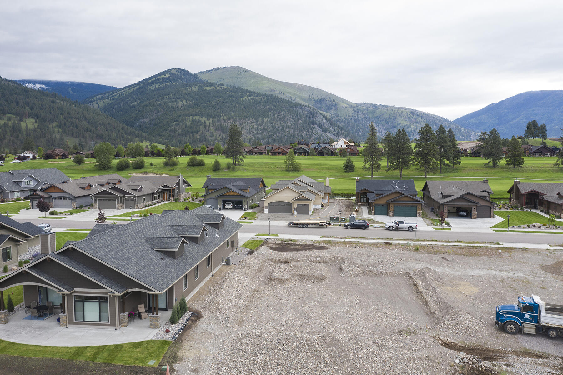 985 Anglers Bend Way