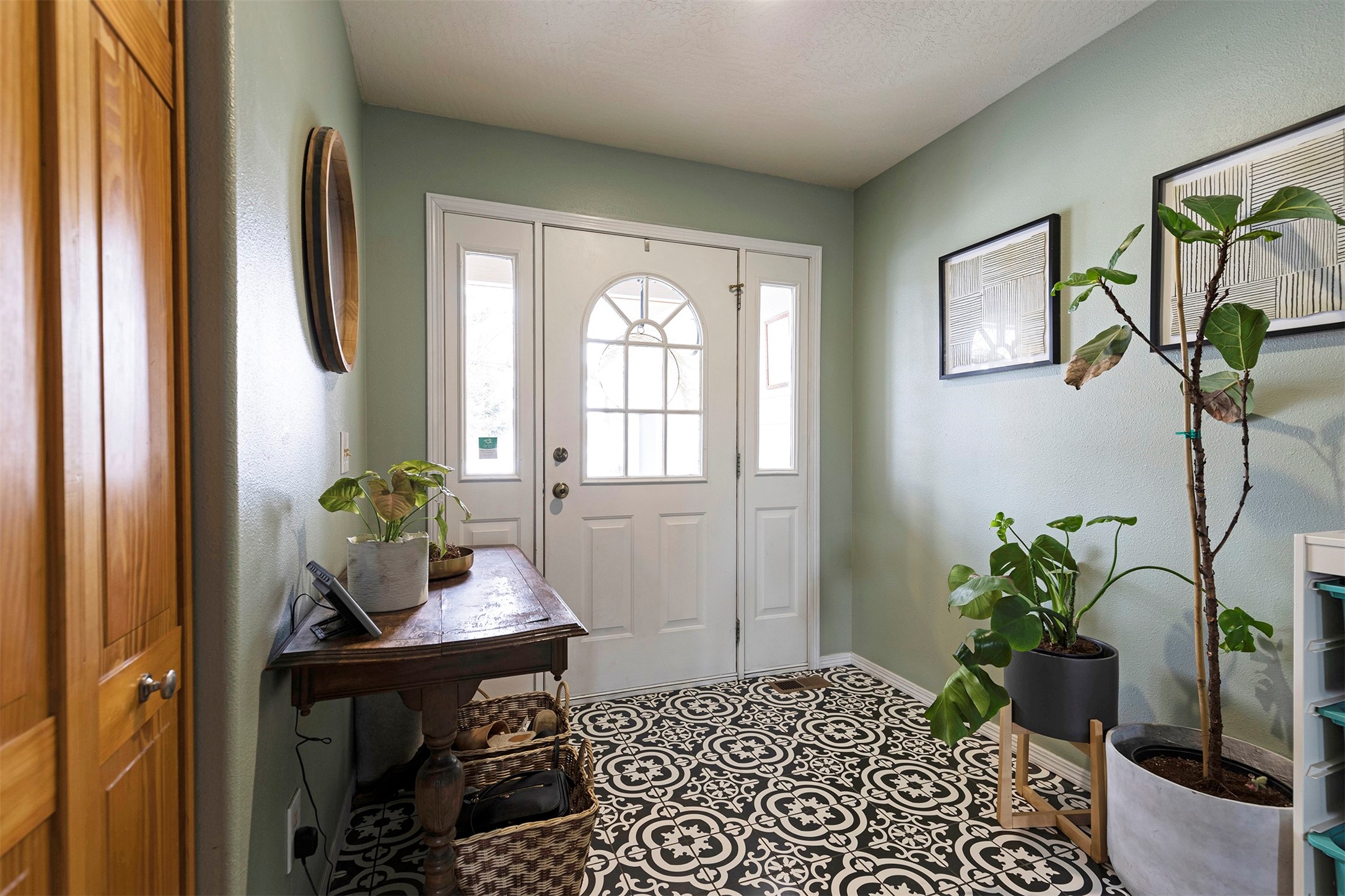 506 Bitterroot Drive