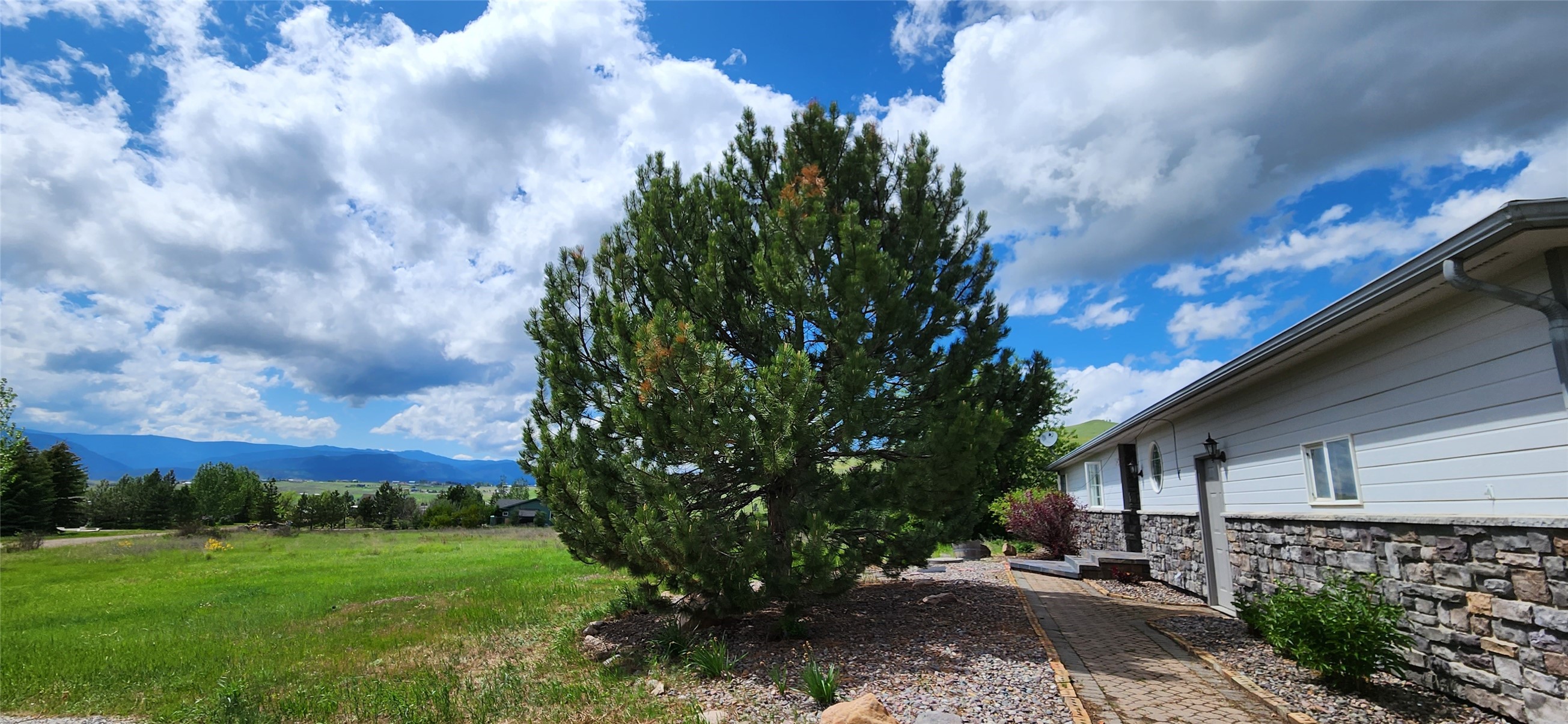 12010 Running Deer Lane