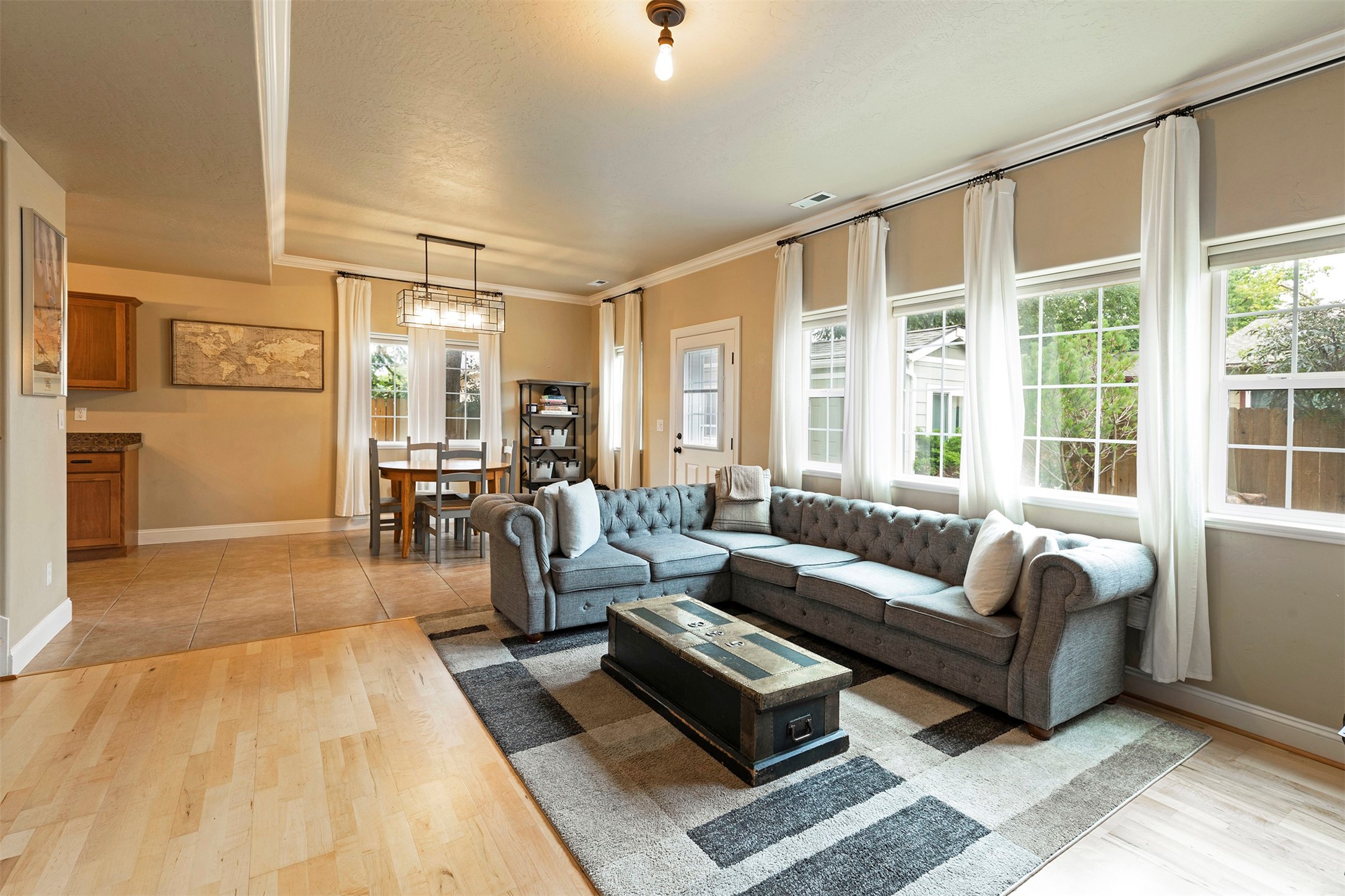 810 Schilling Street B