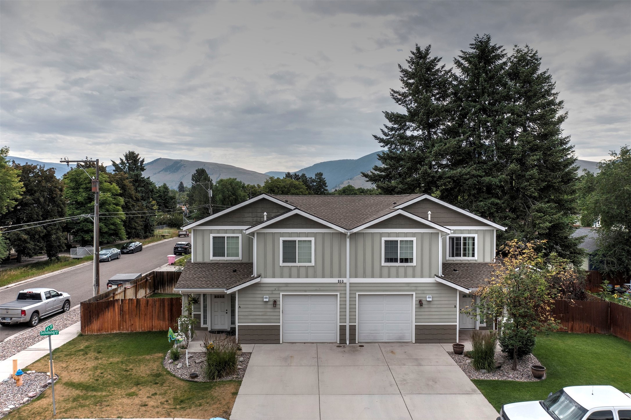 810 Schilling Street B