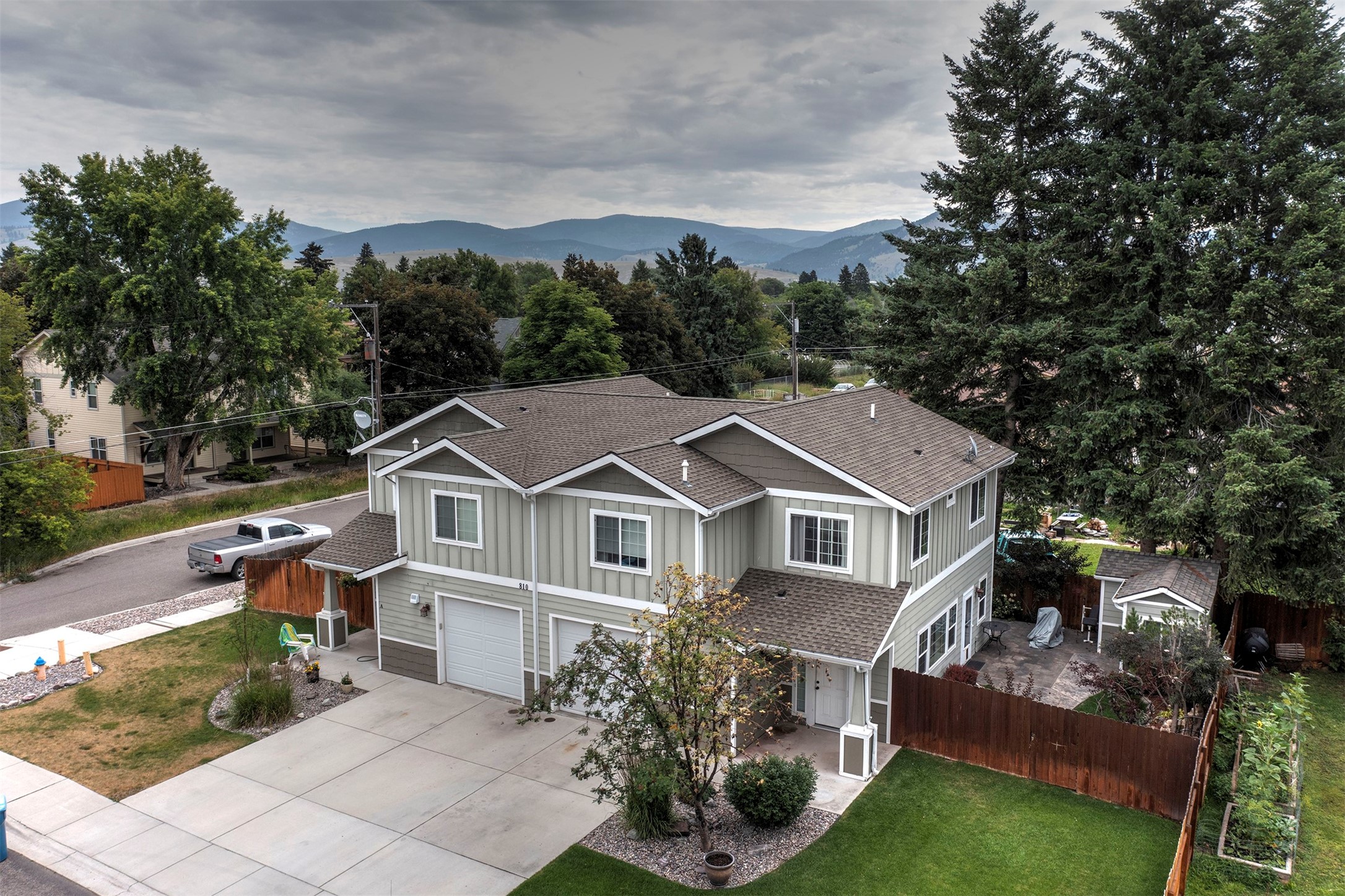 810 Schilling Street B