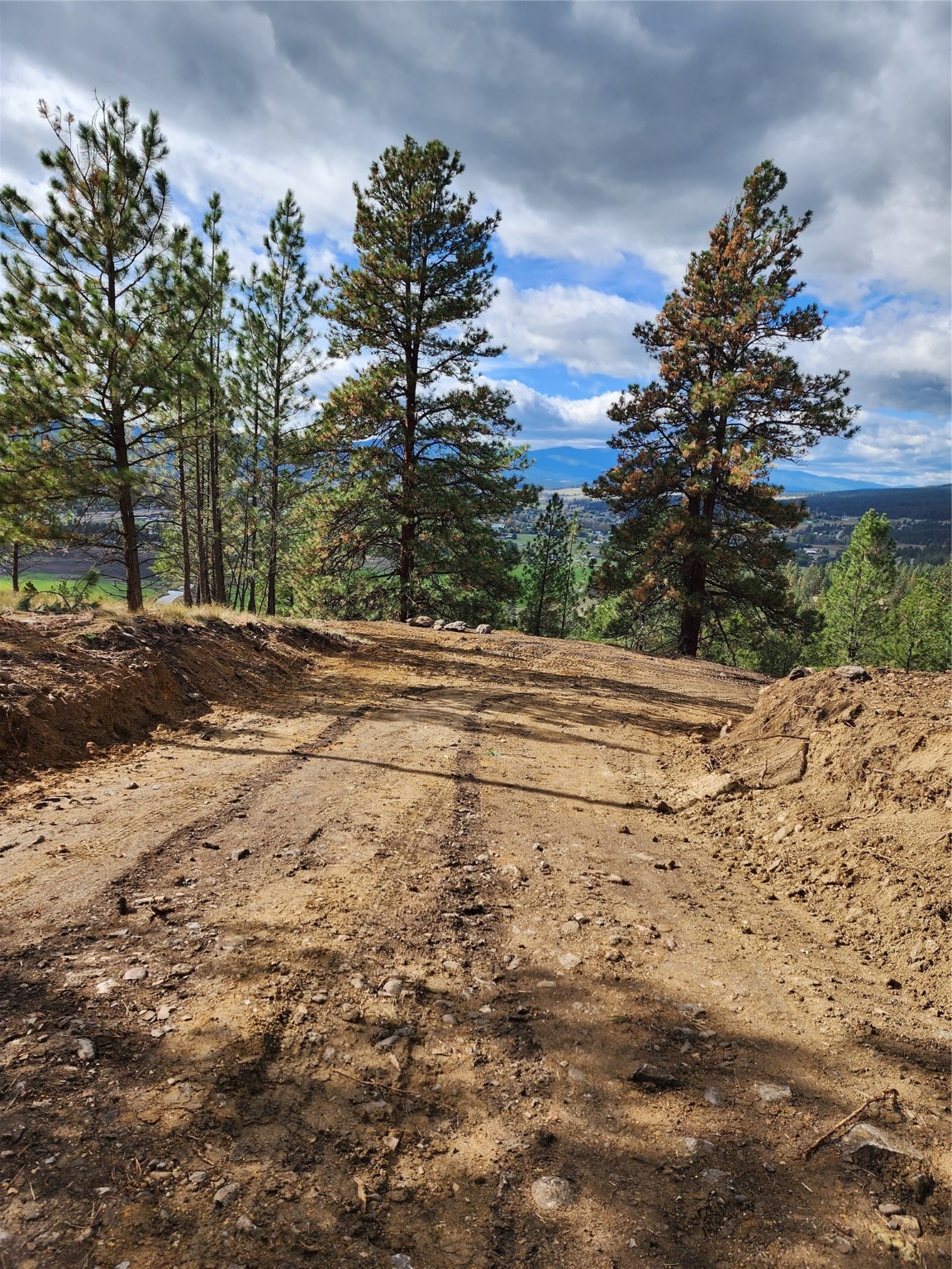 16300 Circle View Drive