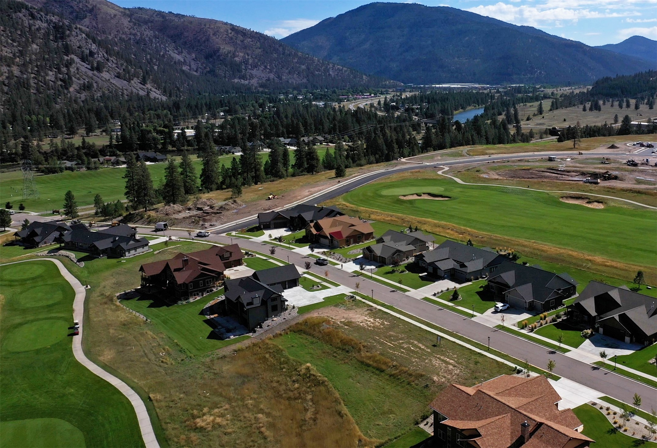 5511 Canyon River Road