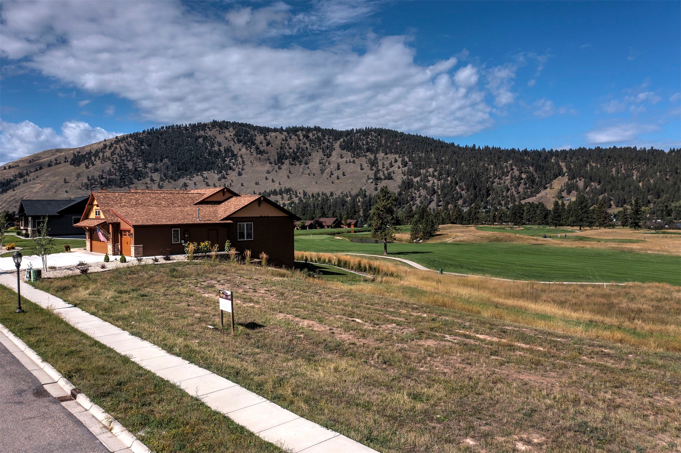 5511 Canyon River Road