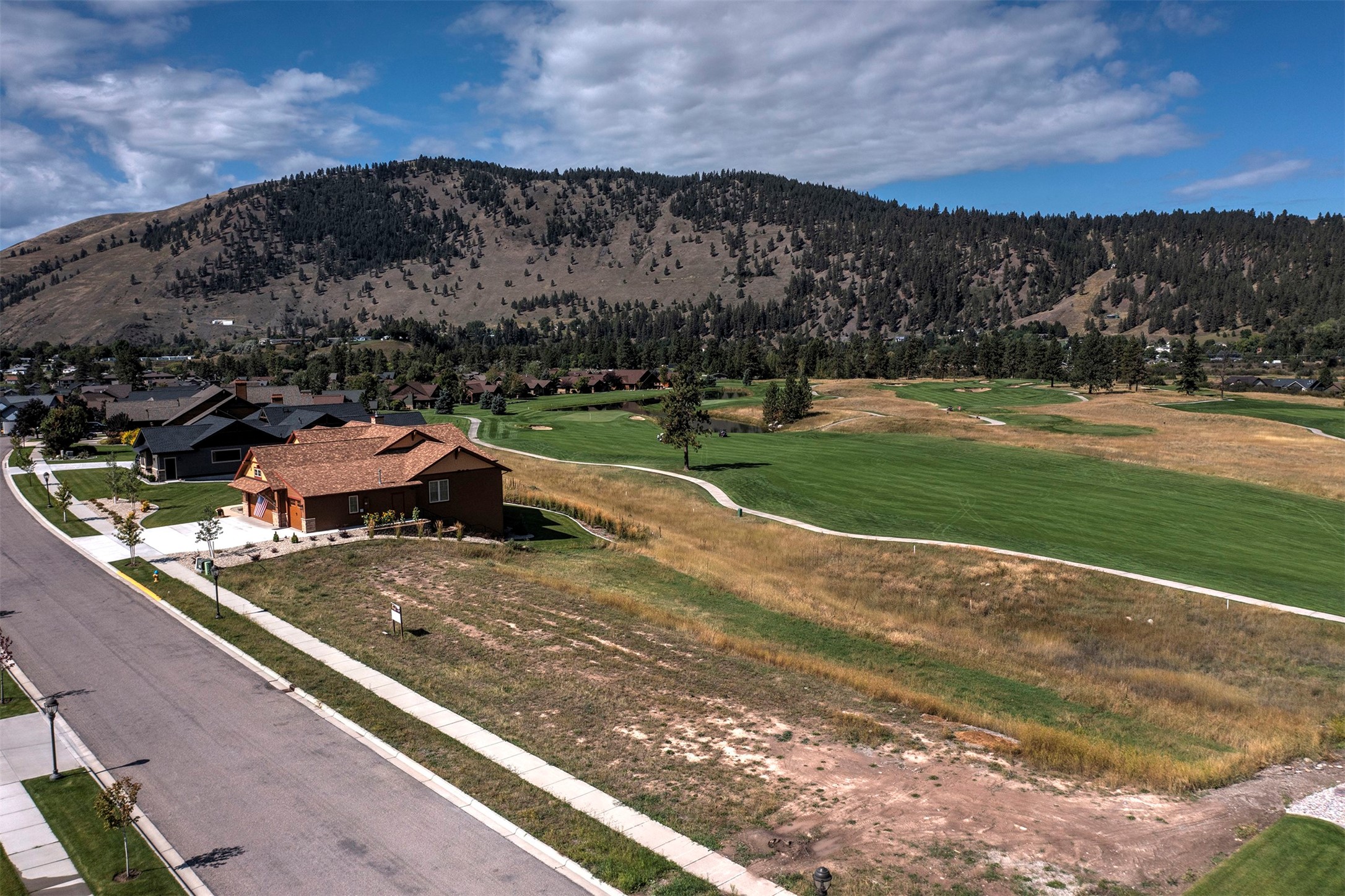 5511 Canyon River Road