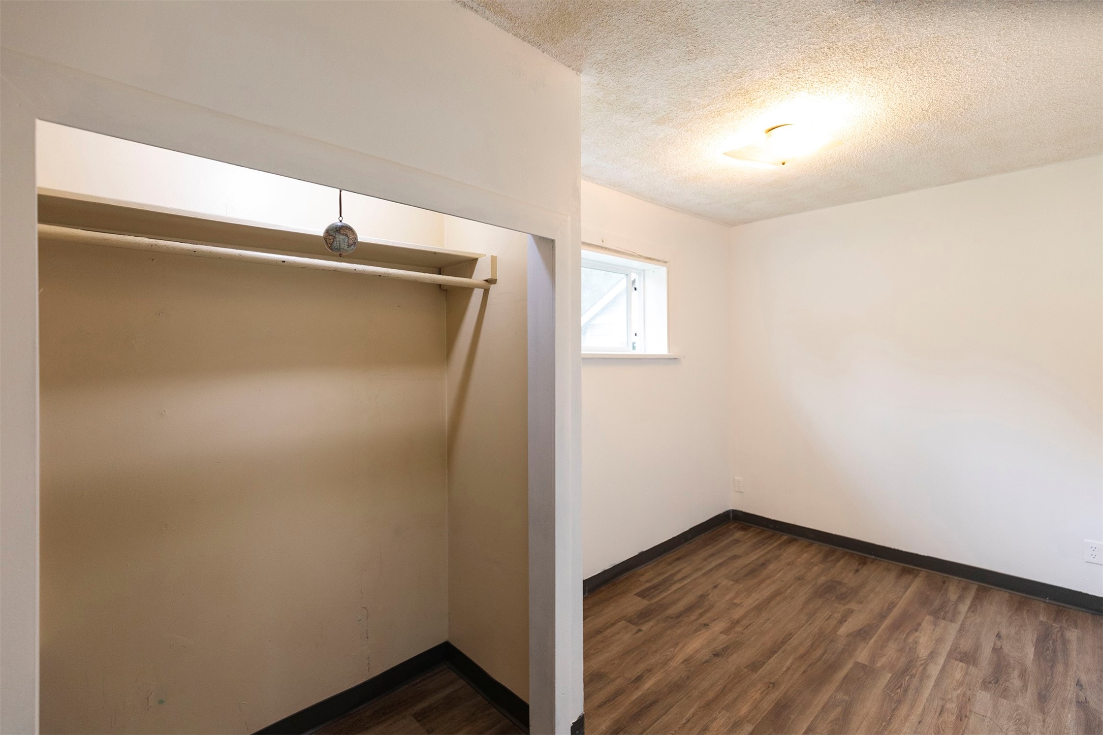 1538 1/2 Howell Street