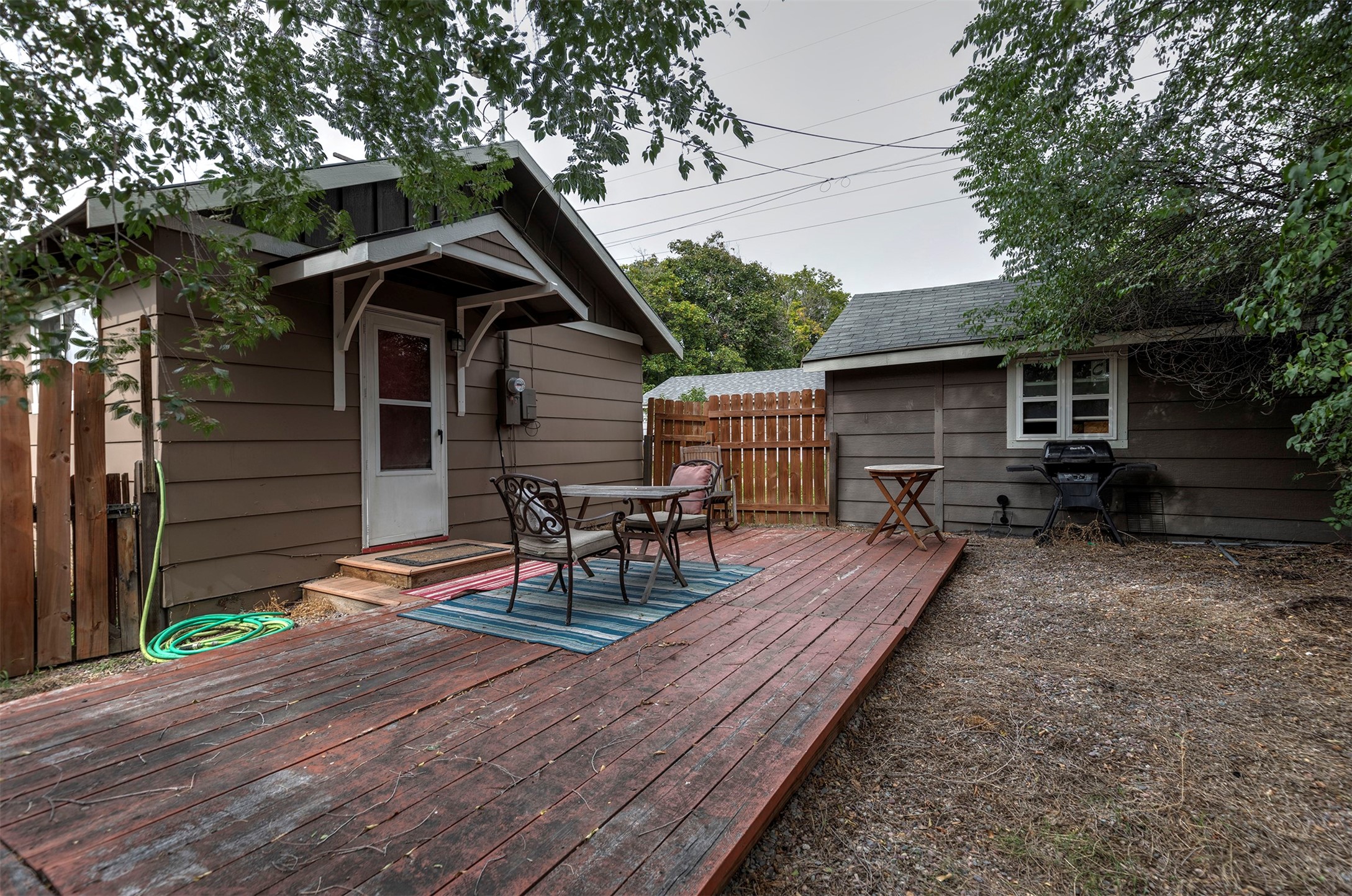 1538 1/2 Howell Street