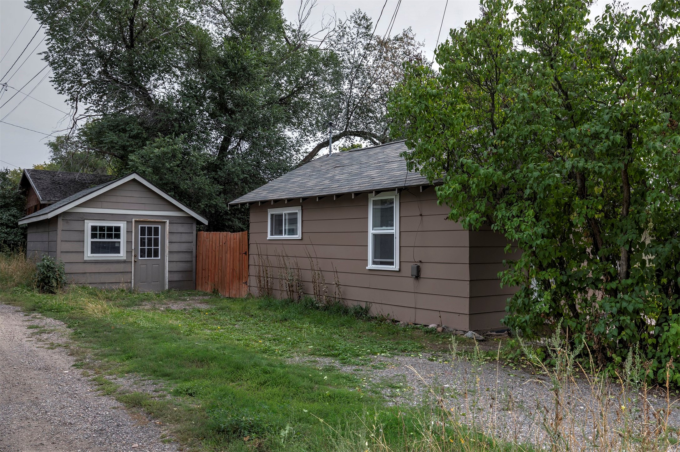 1538 1/2 Howell Street