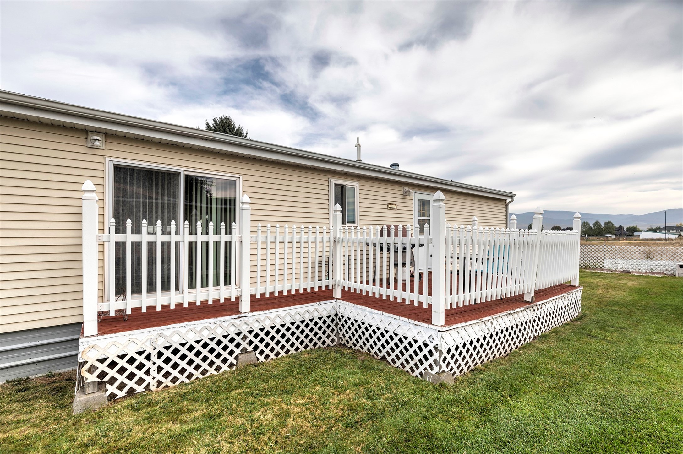 1808 Countryside Court