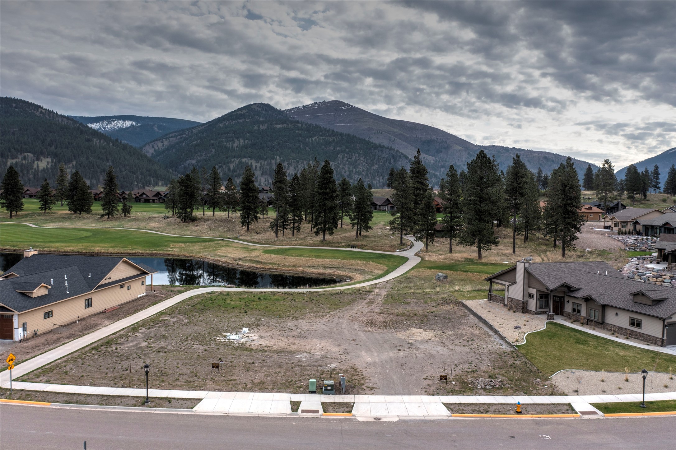 904 Anglers Bend Way