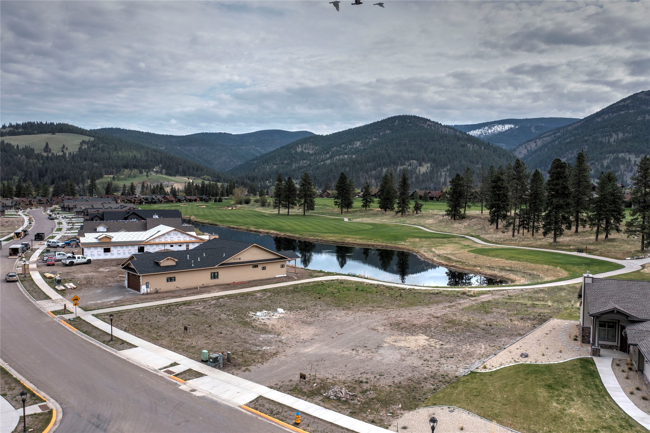 904 Anglers Bend Way