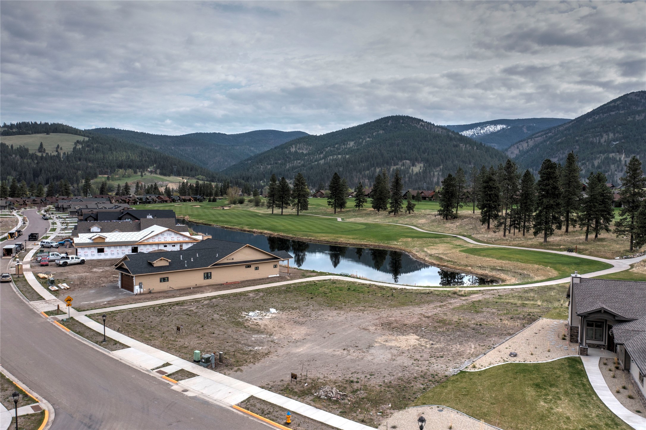 904 Anglers Bend Way