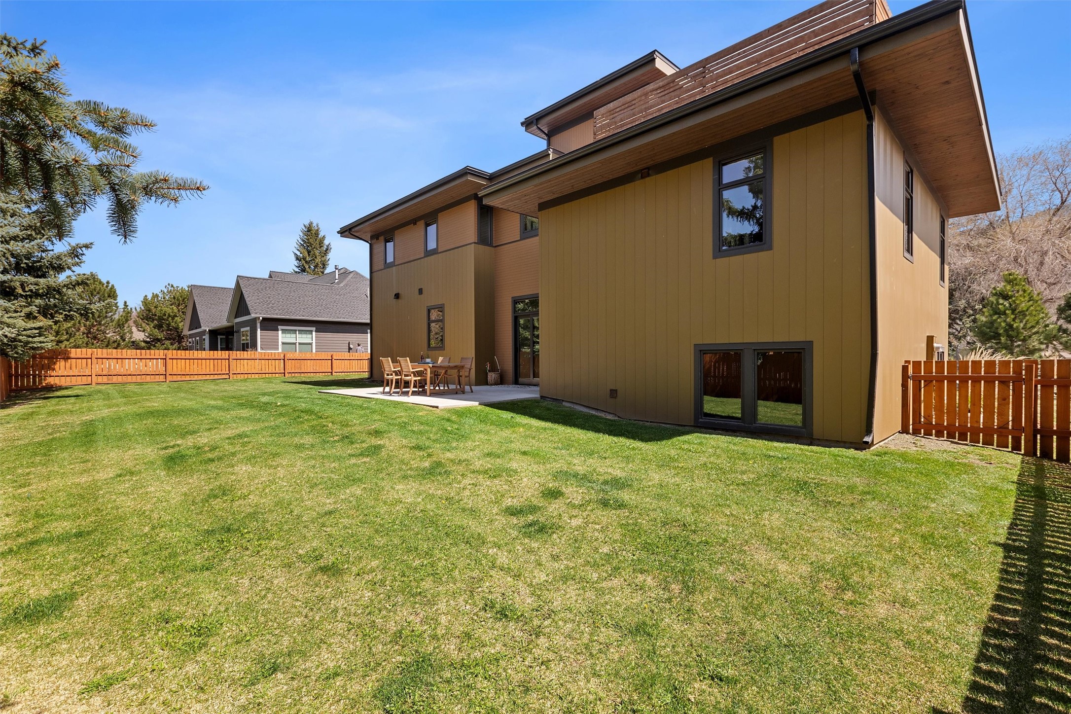 2225 Cales Court