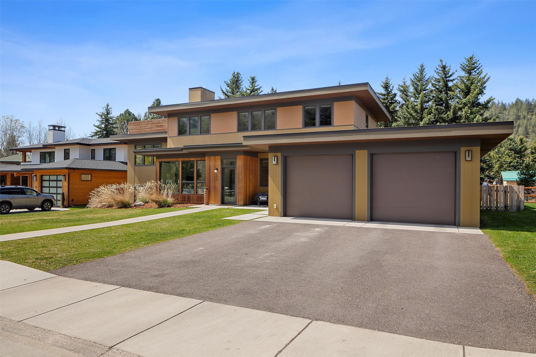 2225 Cales Court