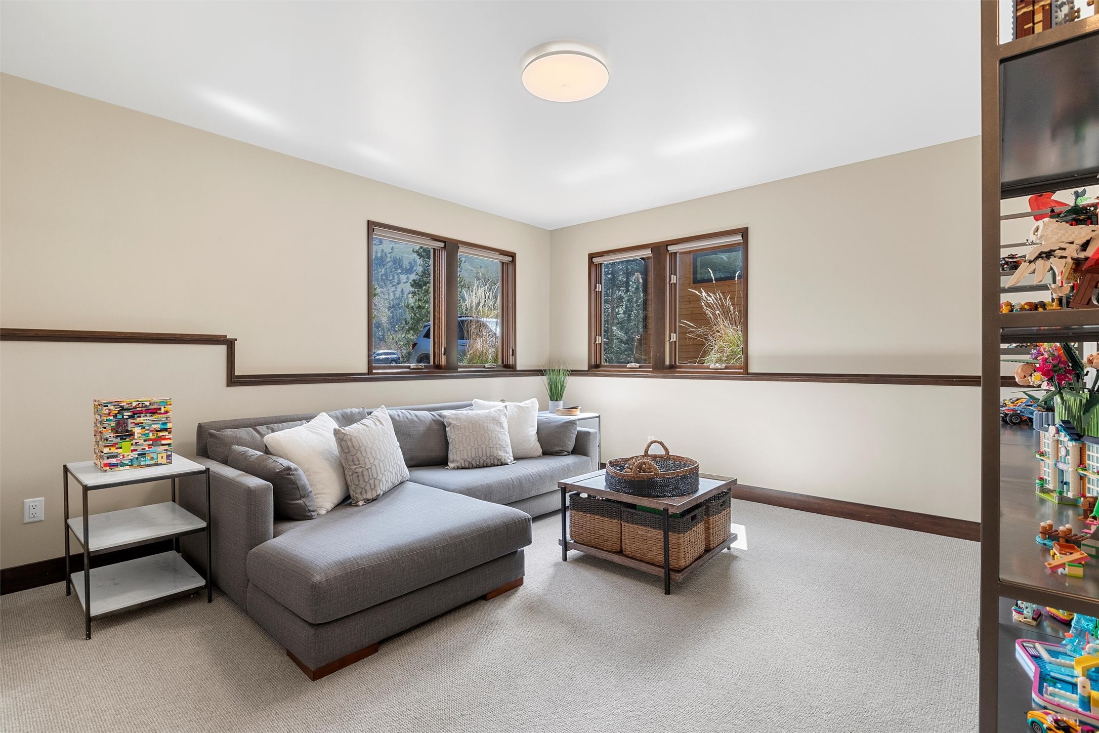 2225 Cales Court