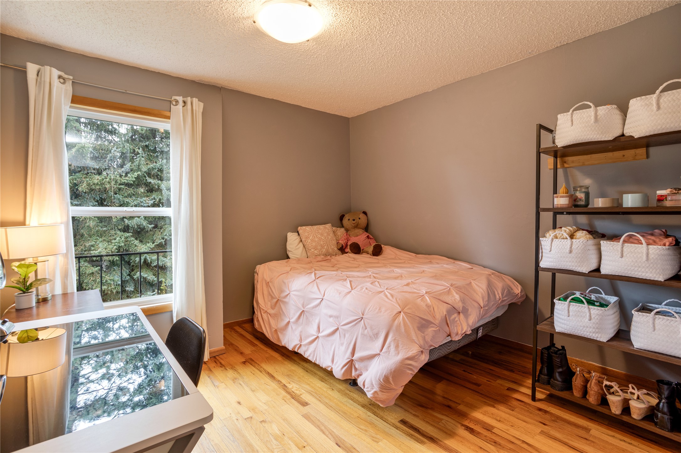 4321 Timberlane Street