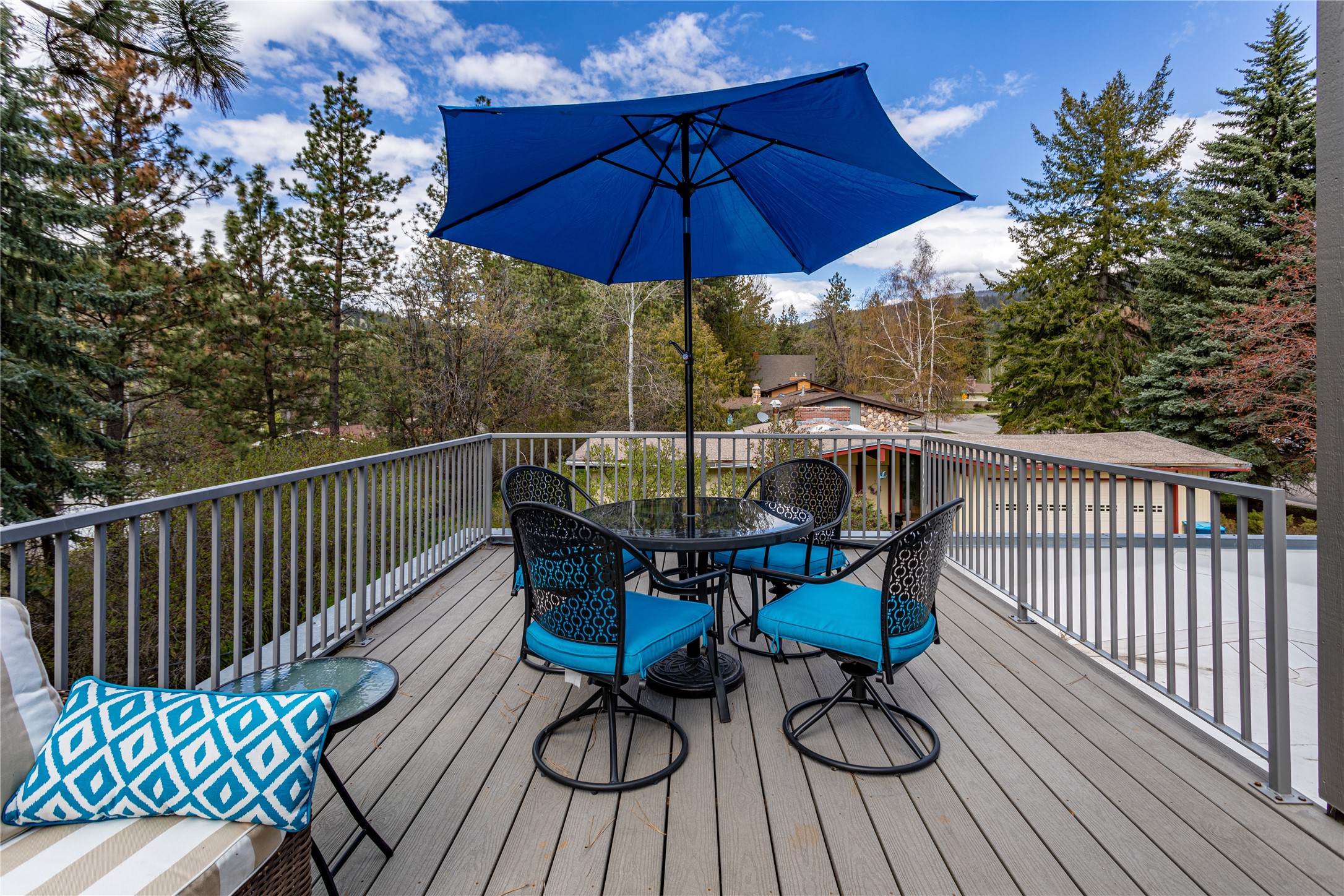 4321 Timberlane Street