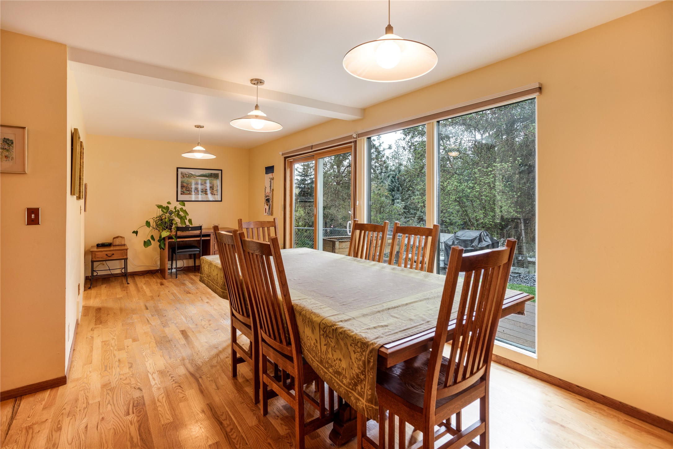 4321 Timberlane Street