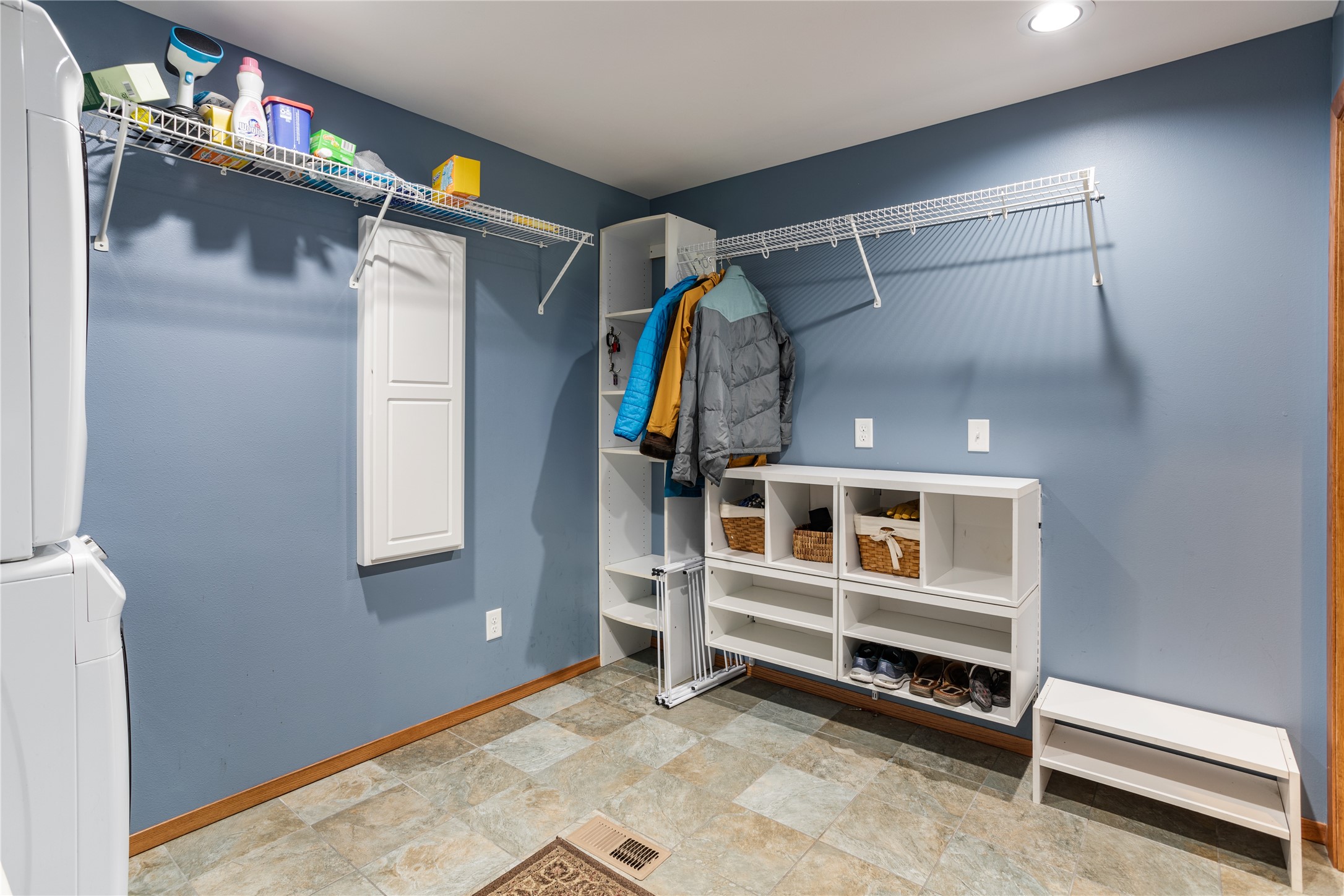 4321 Timberlane Street