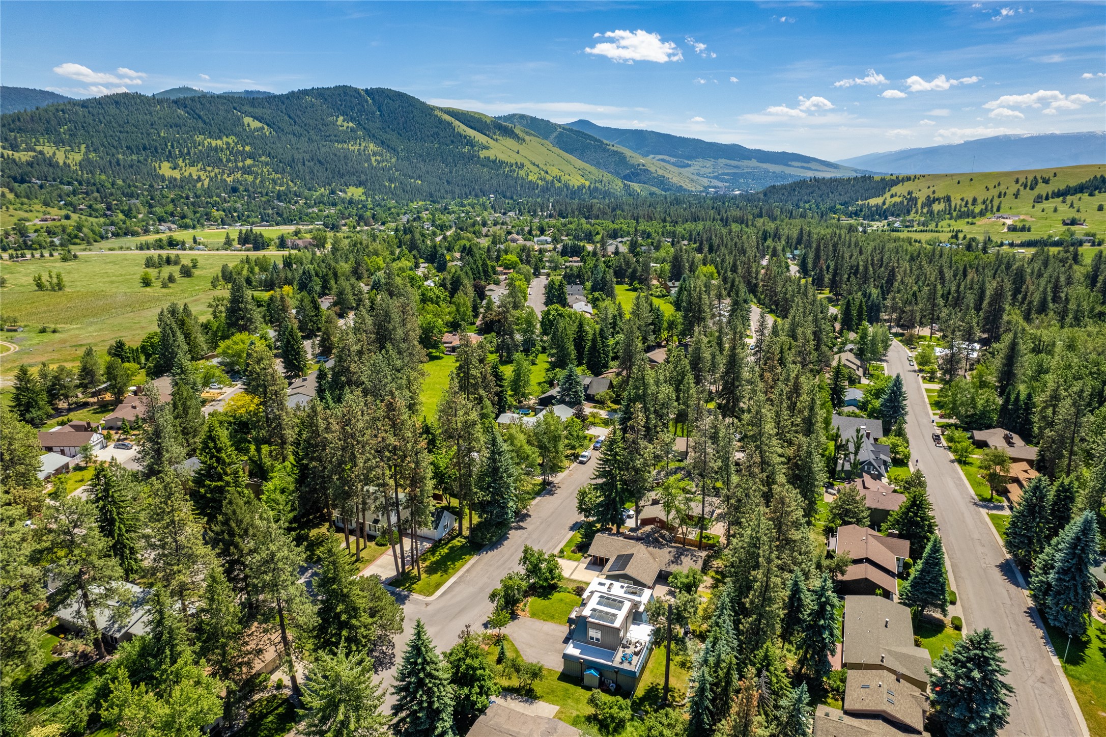 4321 Timberlane Street