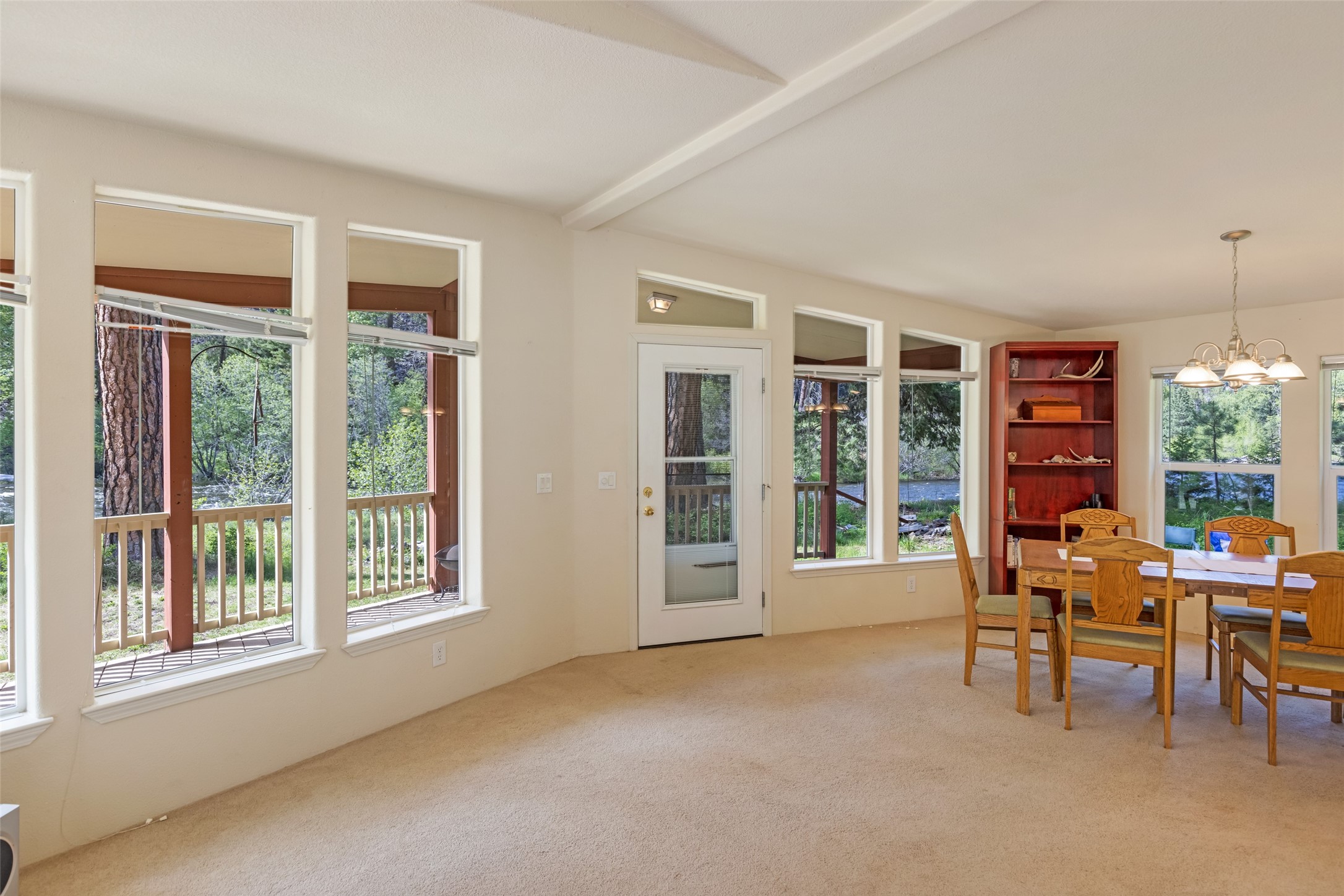 1023 Rock Creek Road