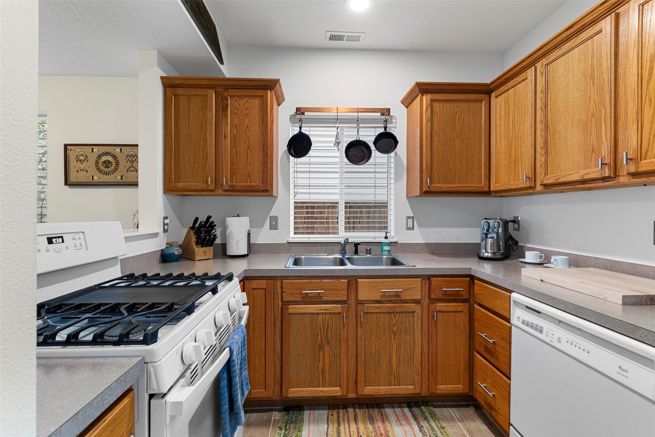 1304 Bridgecourt Way