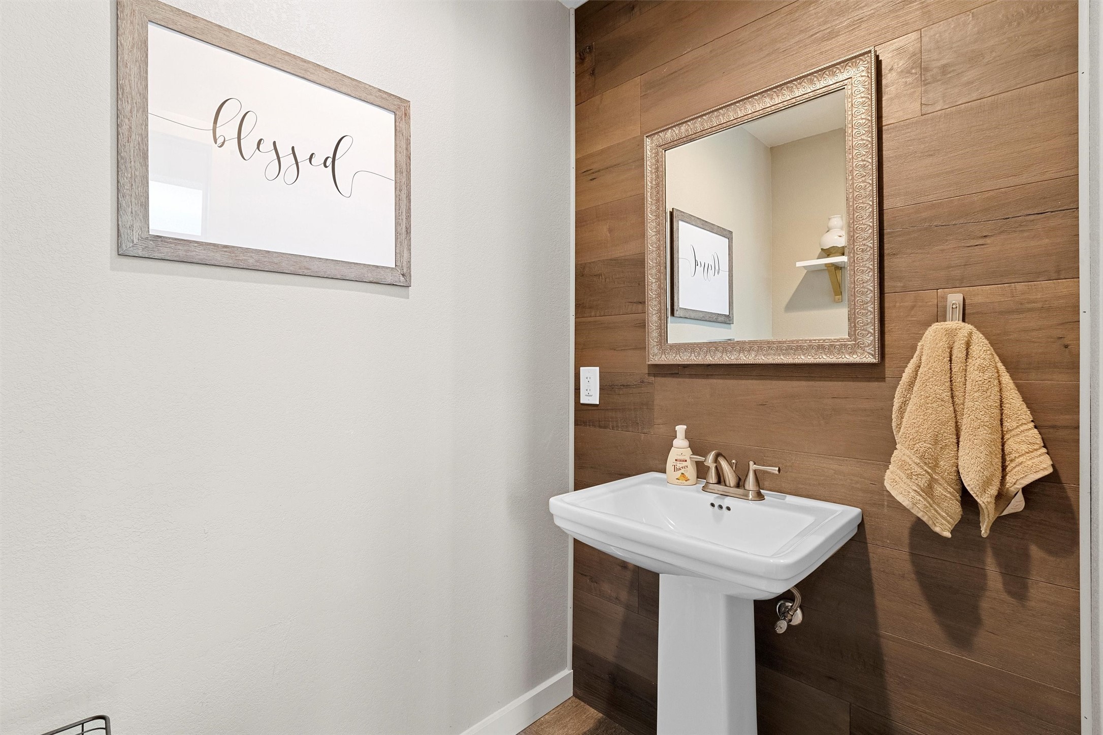 4035 England Boulevard