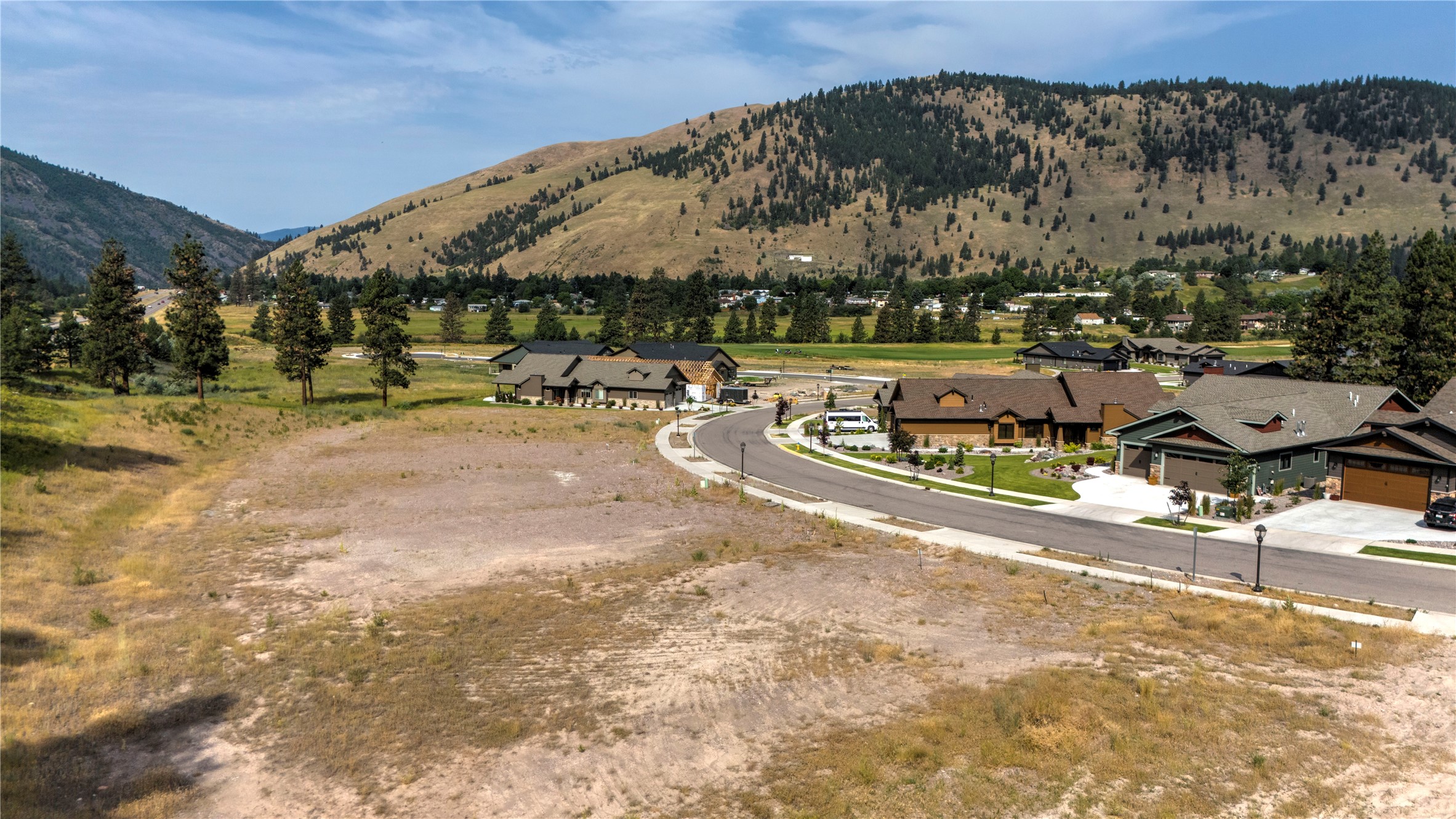 835 Anglers Bend Way