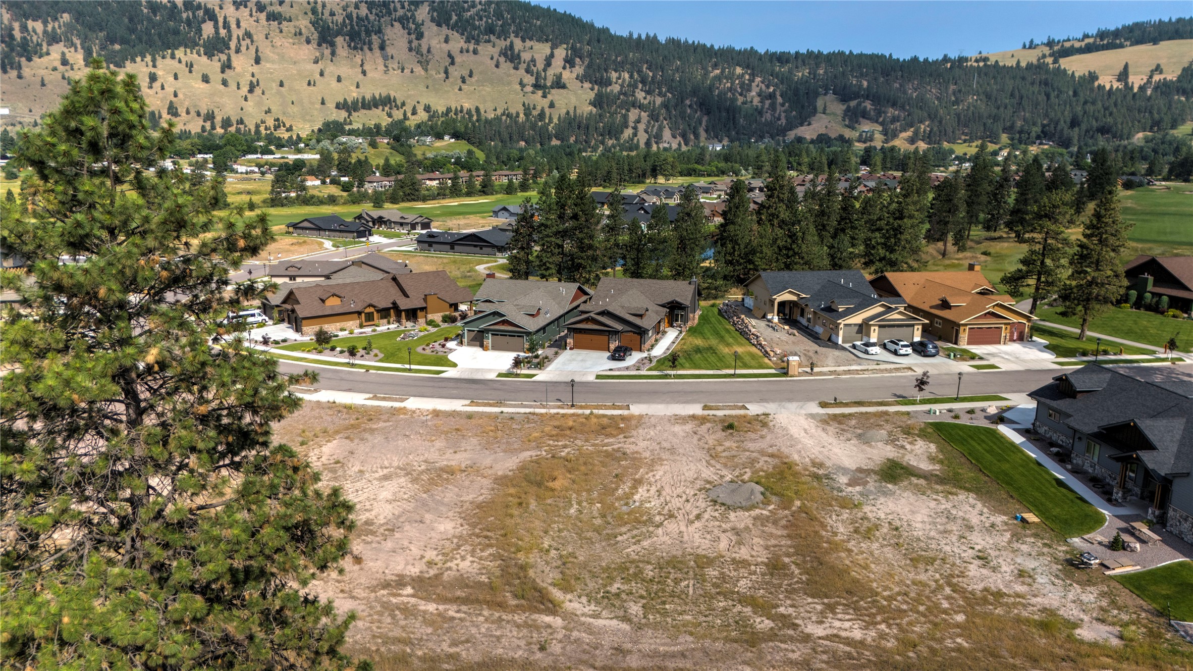 831 Anglers Bend Way