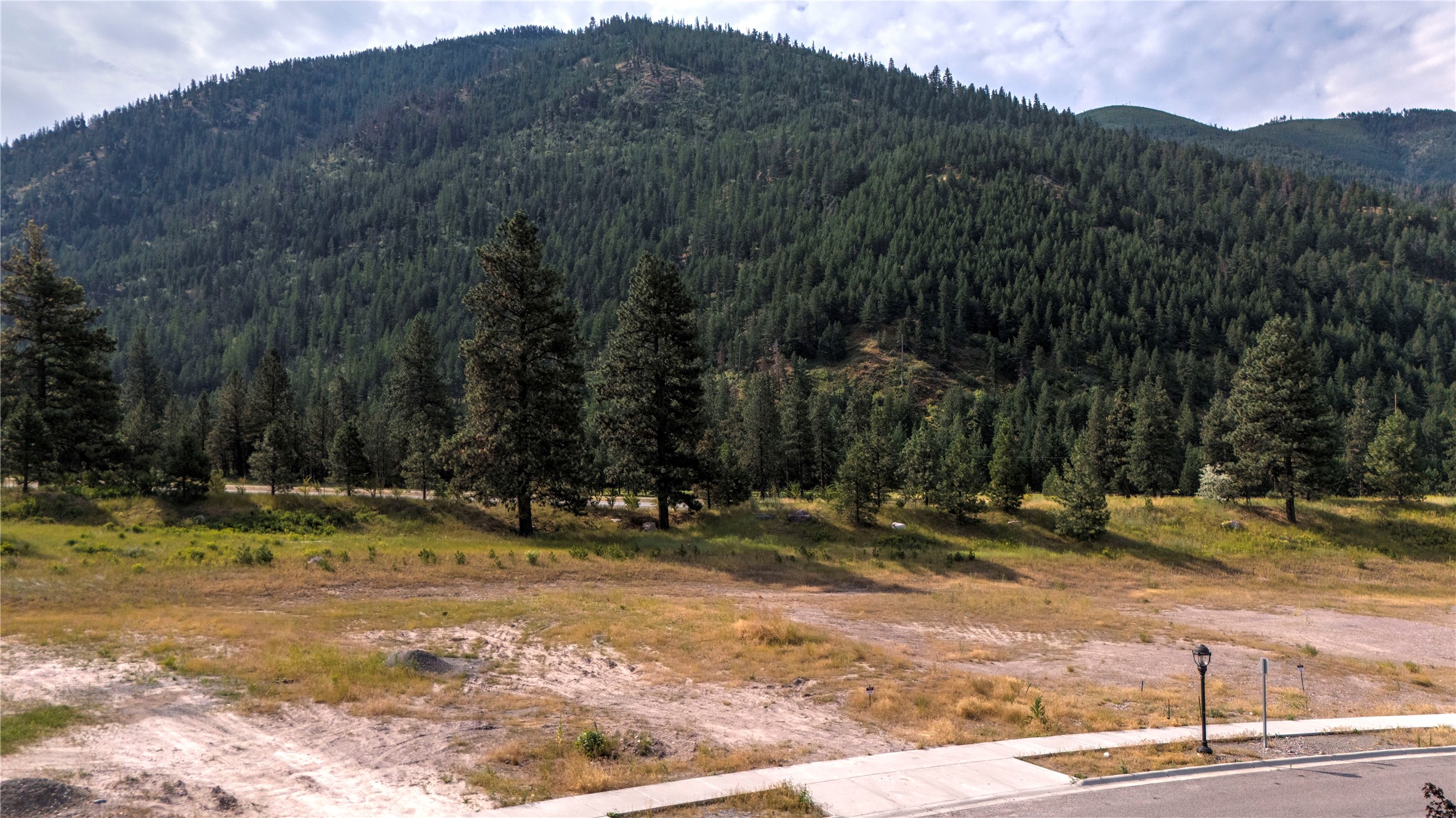 831 Anglers Bend Way