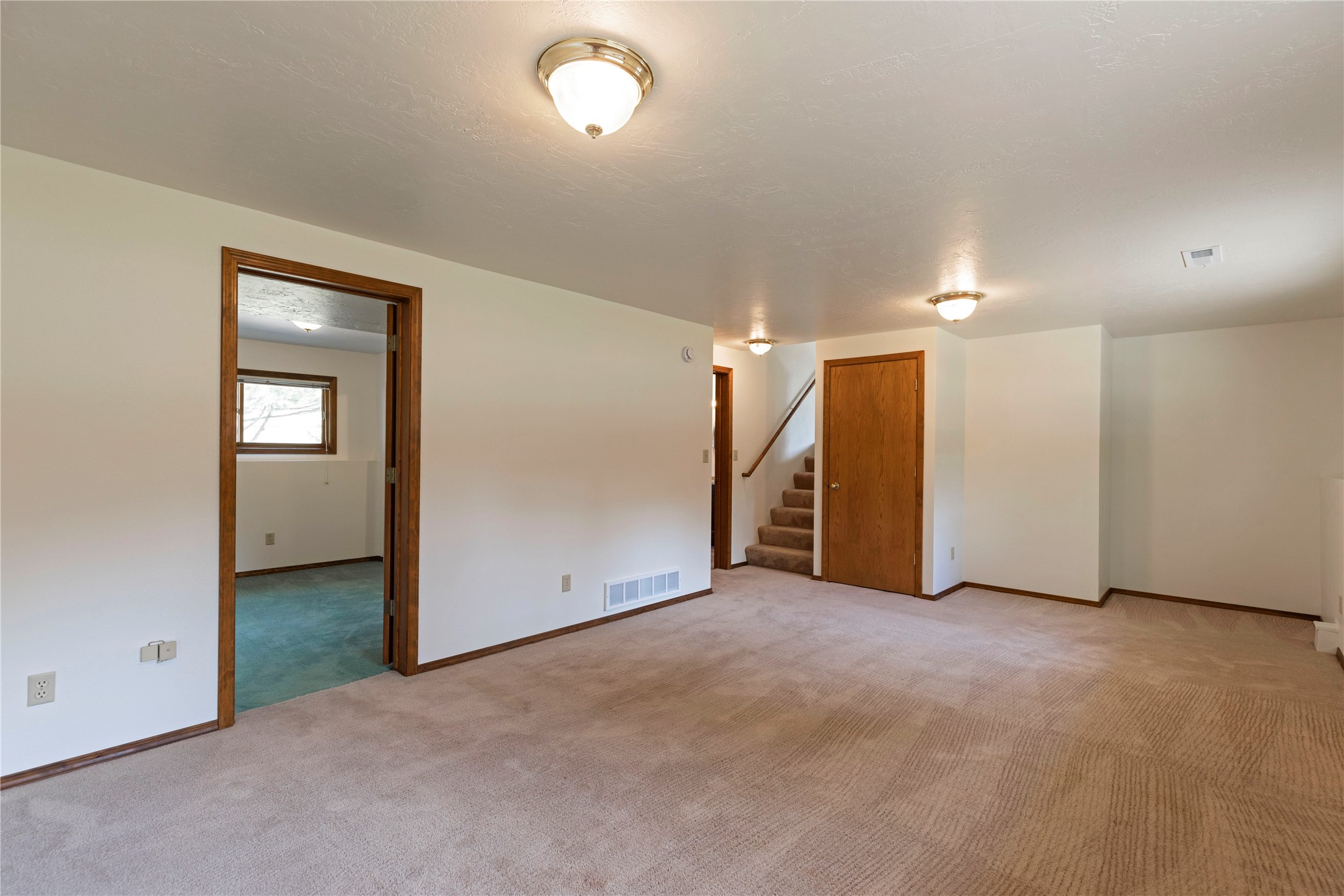 6450 Linda Vista Boulevard