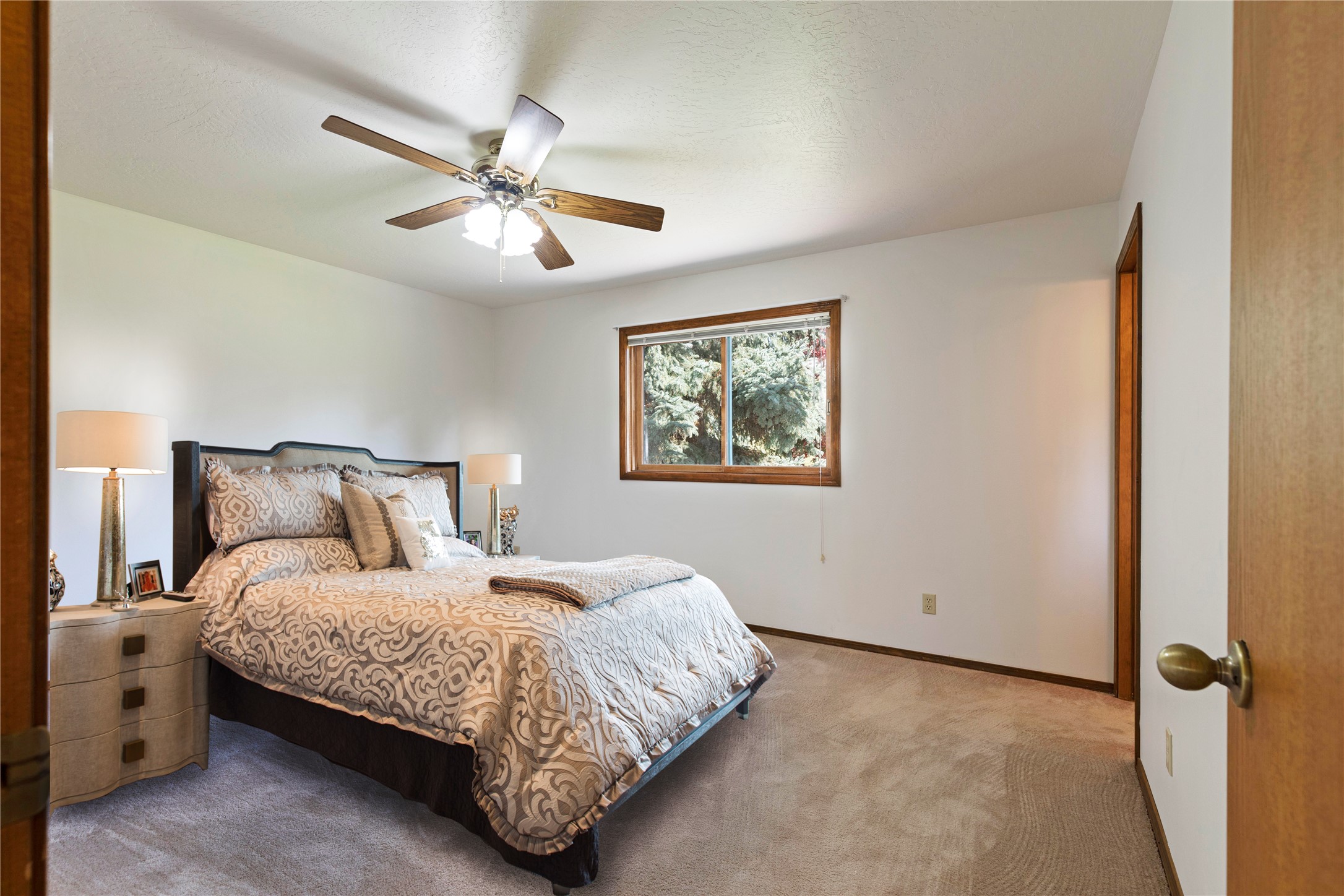 6450 Linda Vista Boulevard