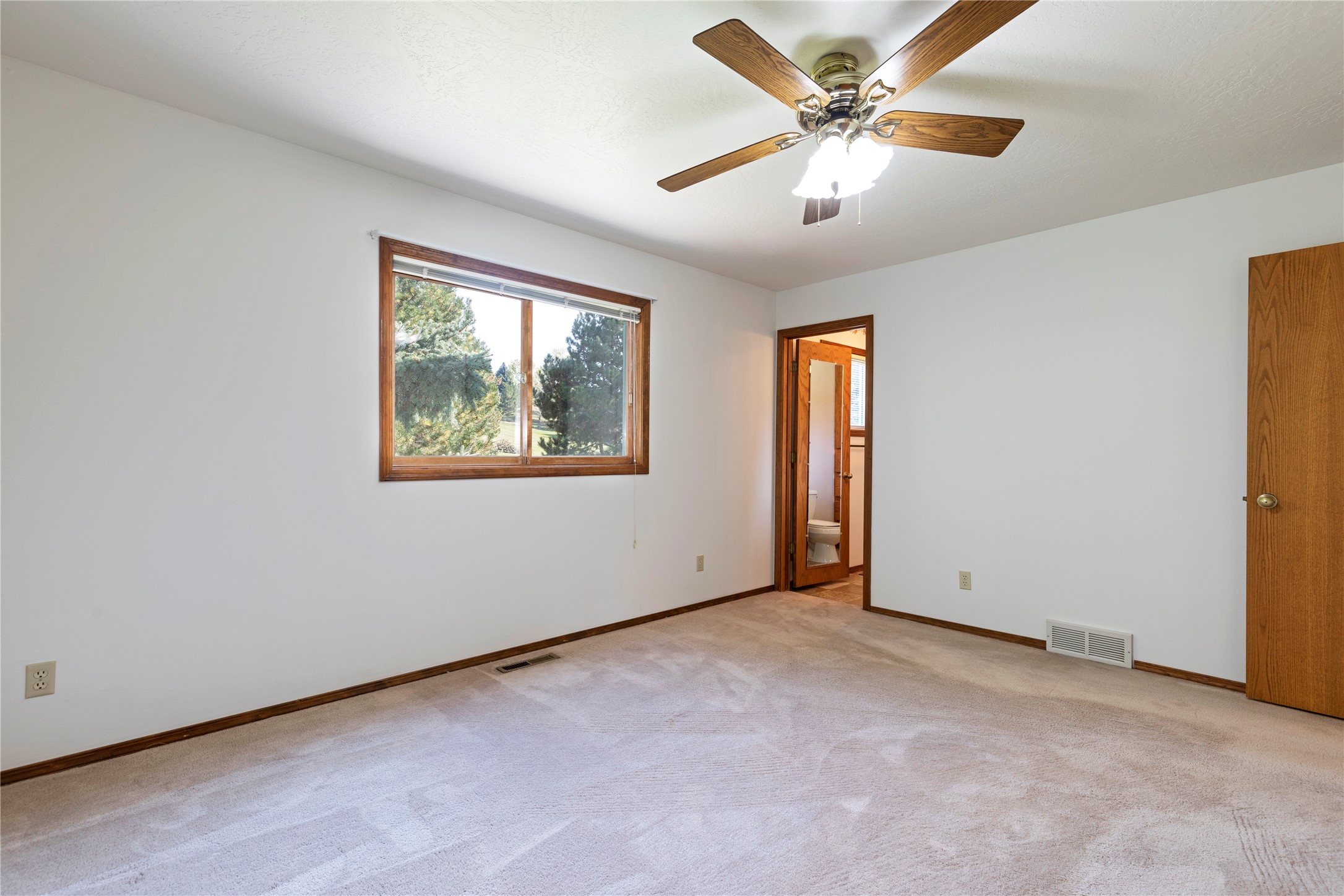 6450 Linda Vista Boulevard