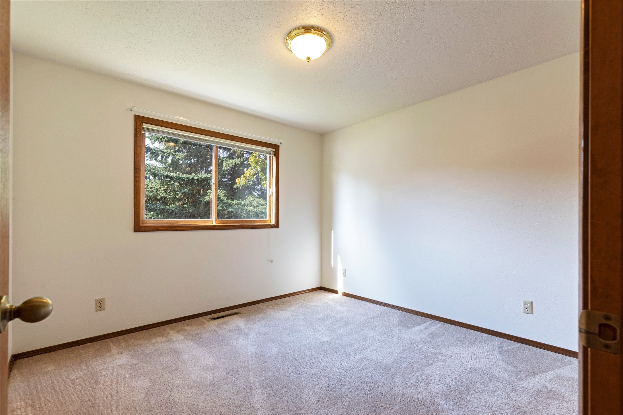 6450 Linda Vista Boulevard