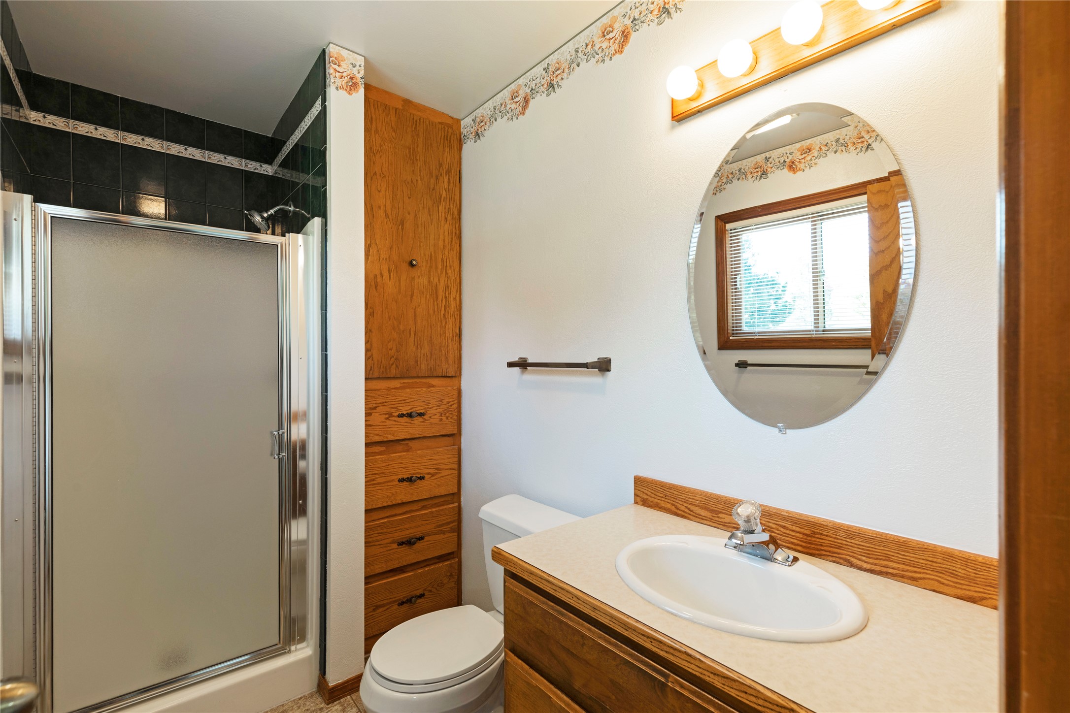 6450 Linda Vista Boulevard