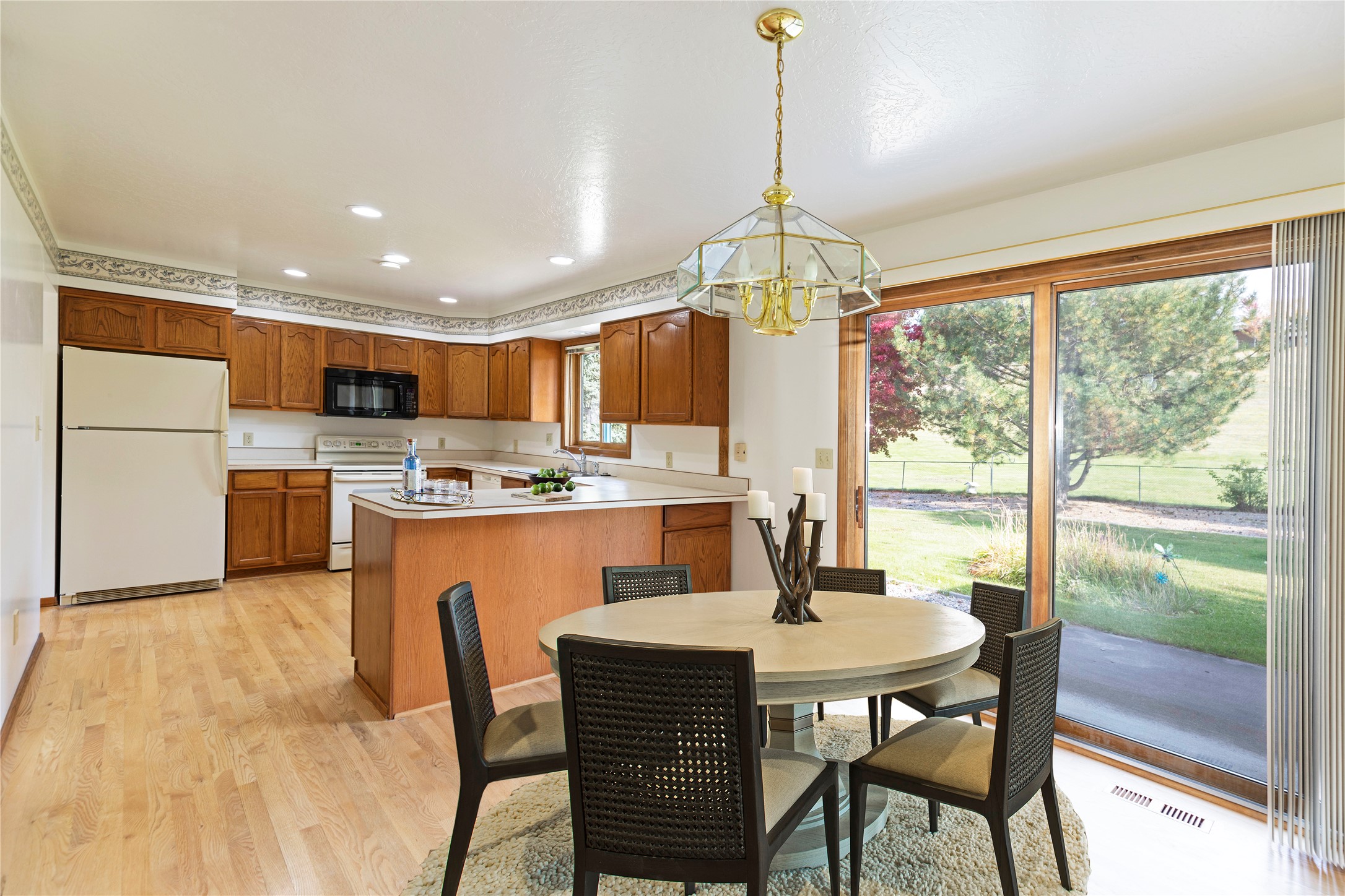 6450 Linda Vista Boulevard