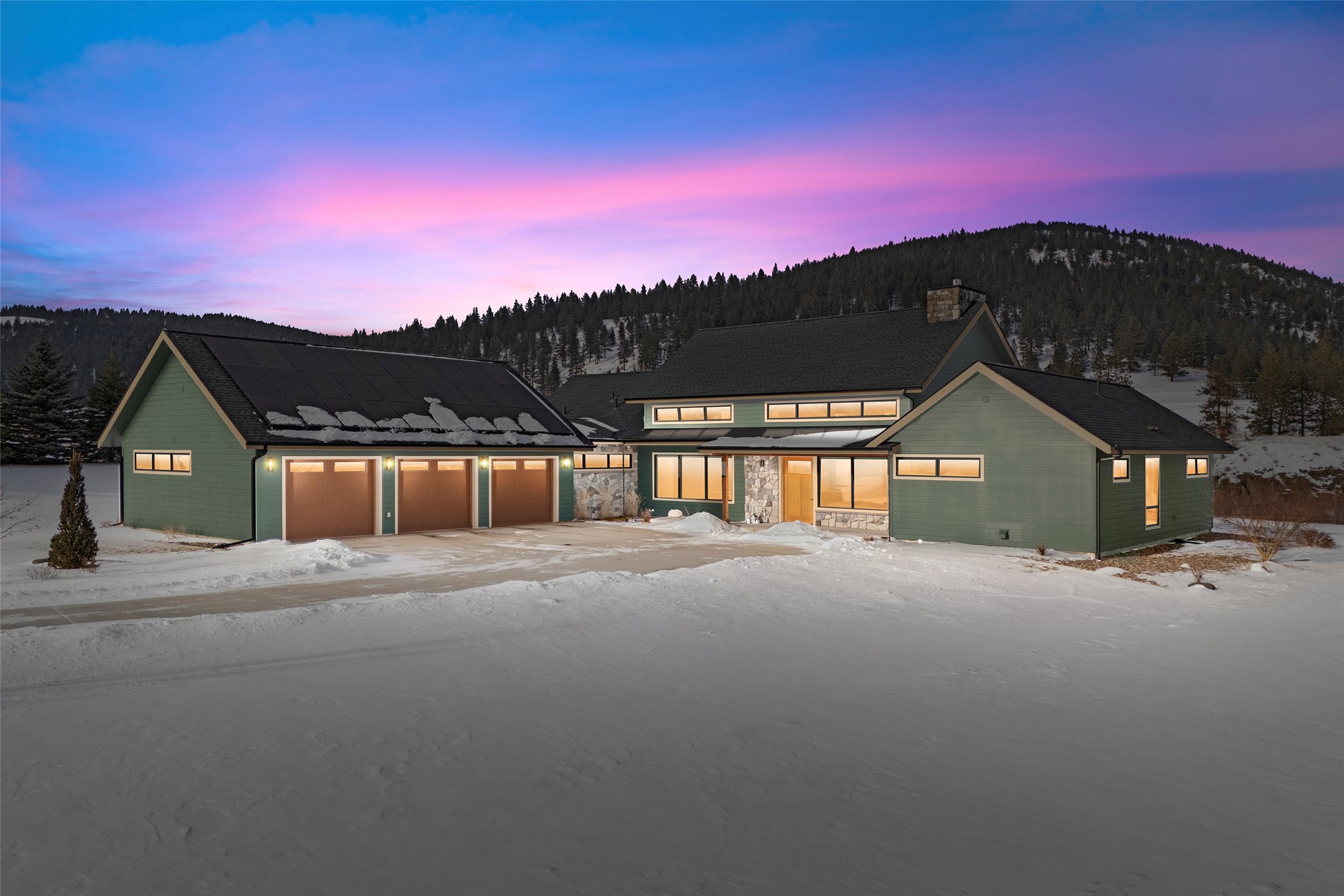 1212 Bandmann Trail