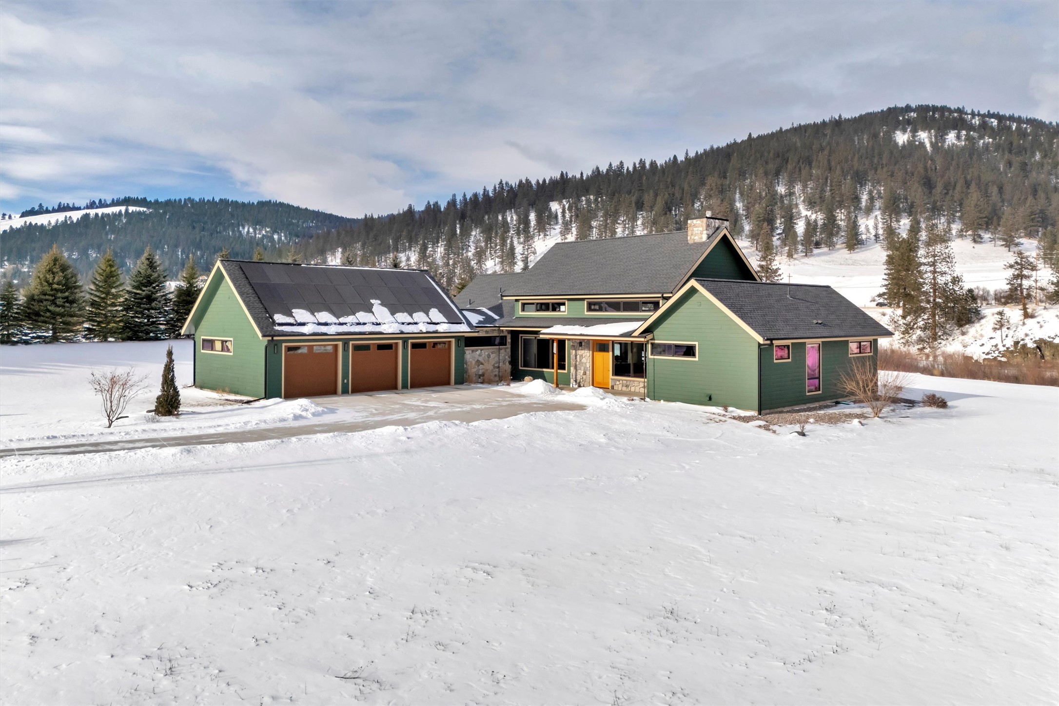 1212 Bandmann Trail