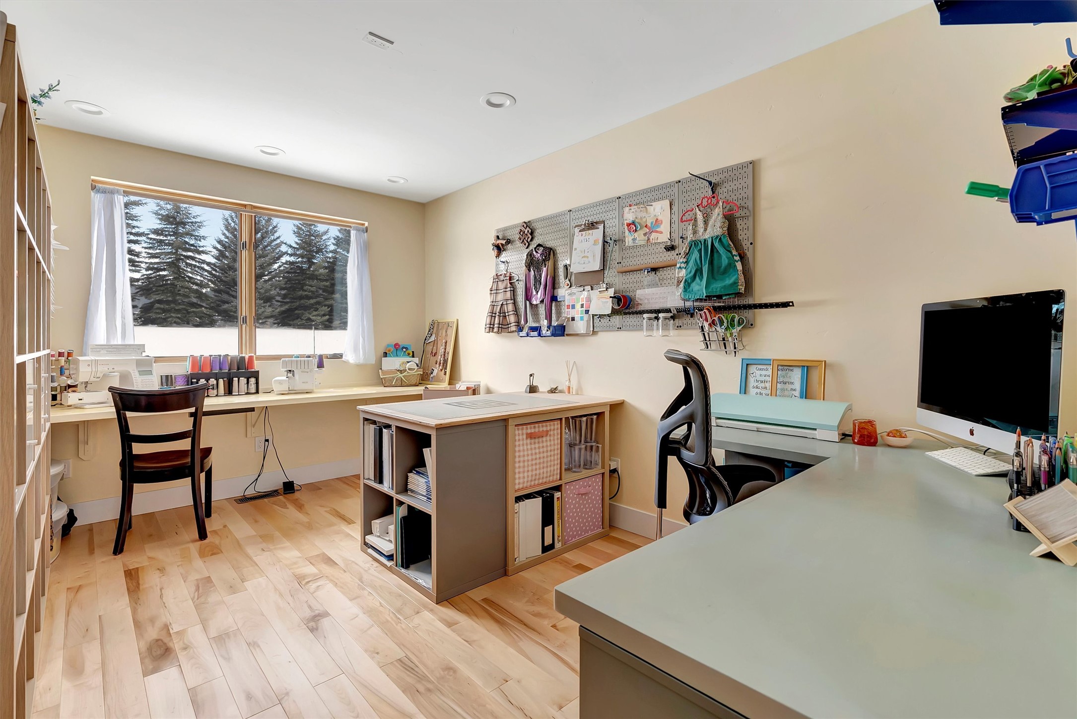 1212 Bandmann Trail