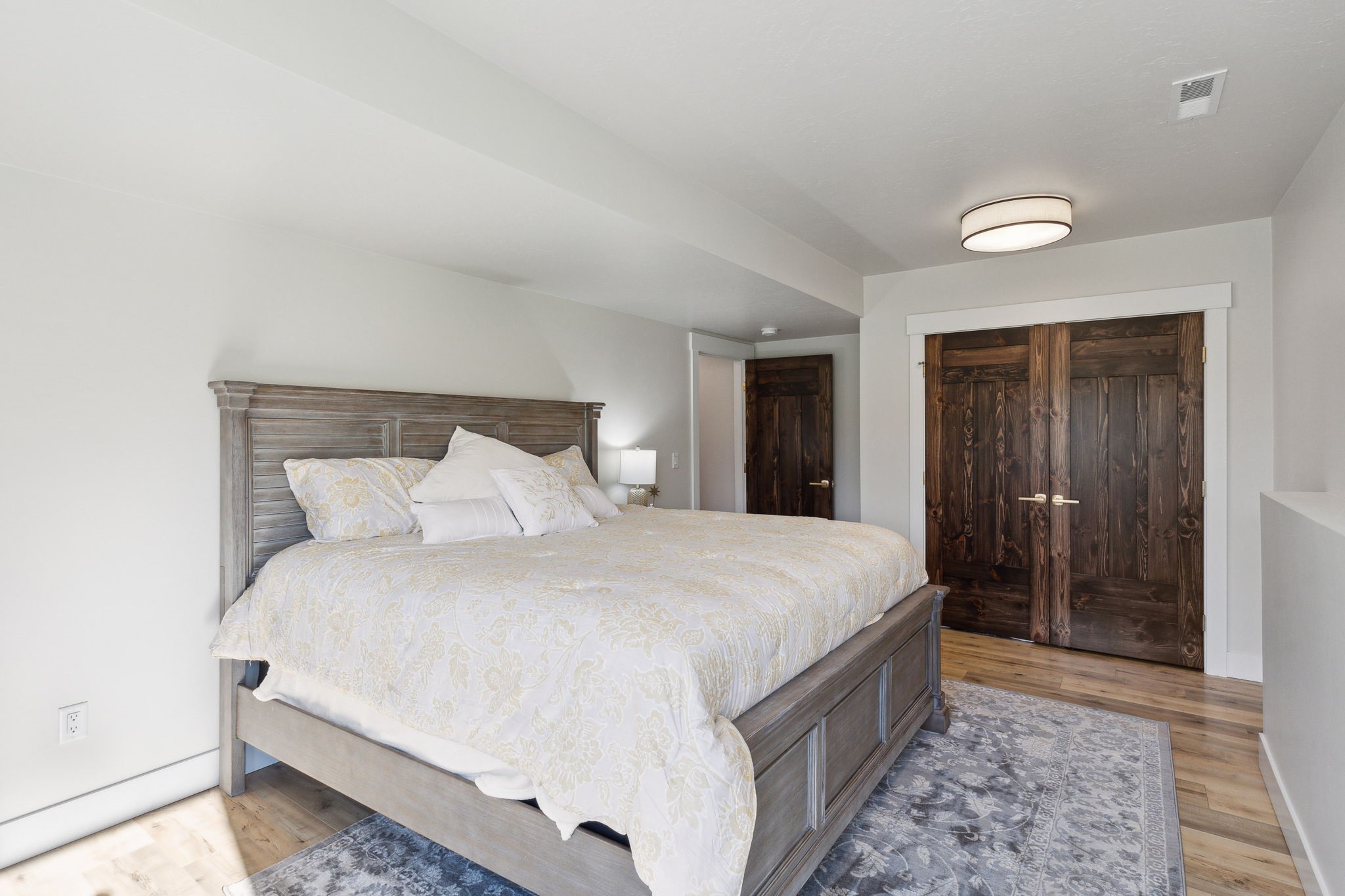 6441 Lower Miller Creek Road